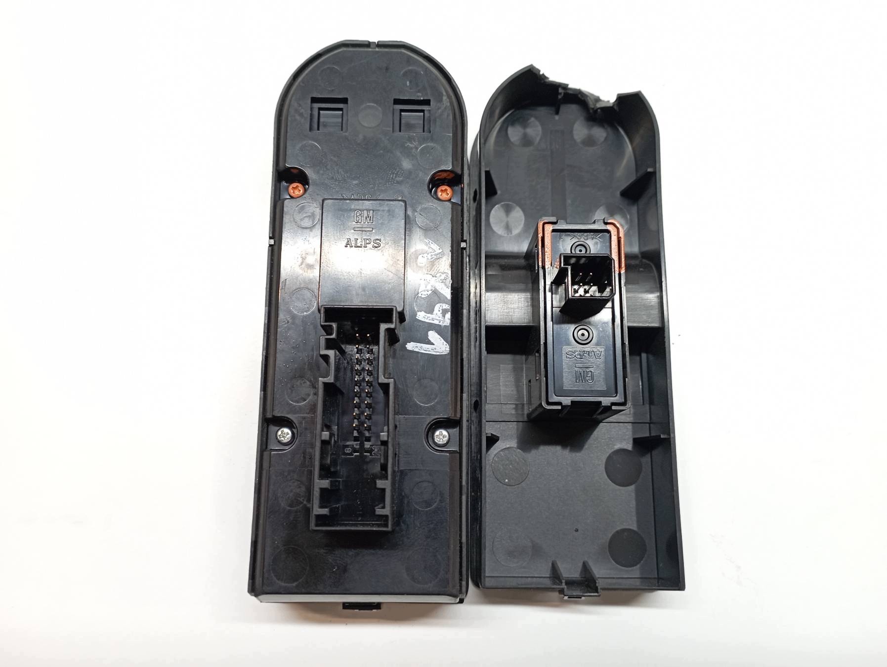 window control switch 13228709 13228699 Opel Zafira II (2005- )