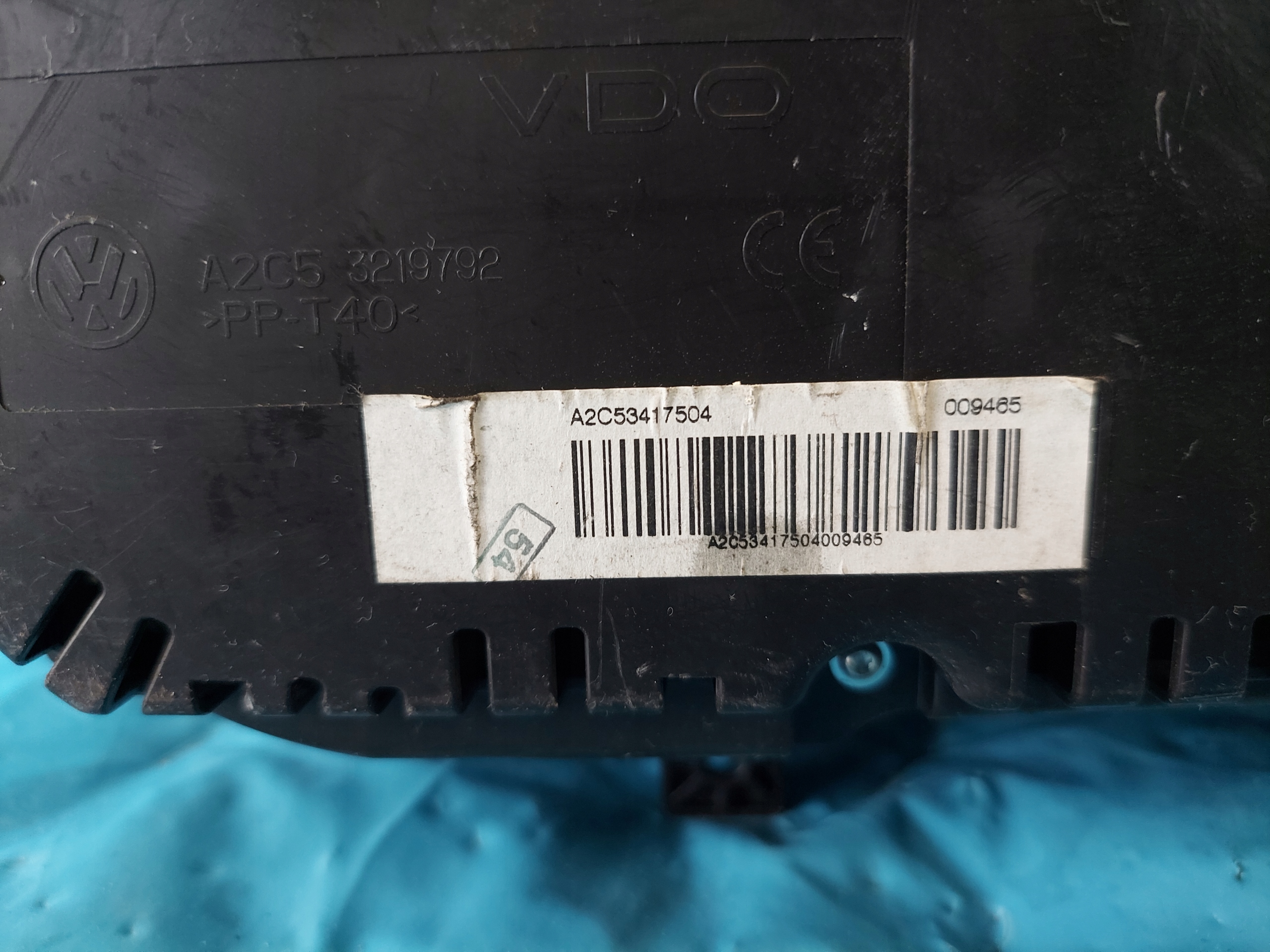 dials clock AUDI Q3 DIESEL 8U0920940A