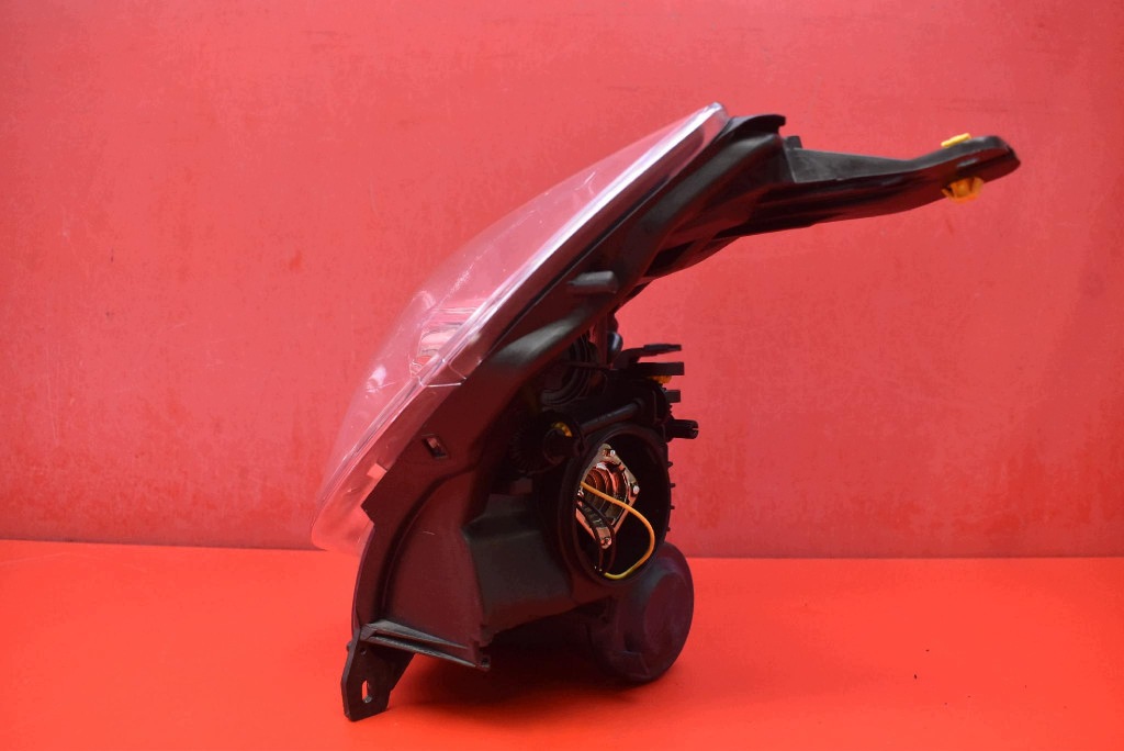 REFLEKTOR left light front lens EU 20-B042L OPEL VECTRA C LIFT 05-09