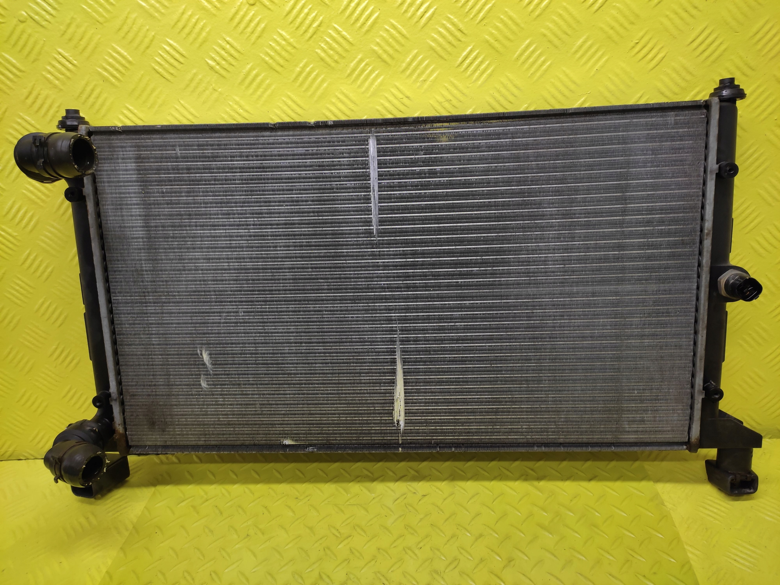 SEAT ALHAMBRA 2.0 water cooler 7M3121253G