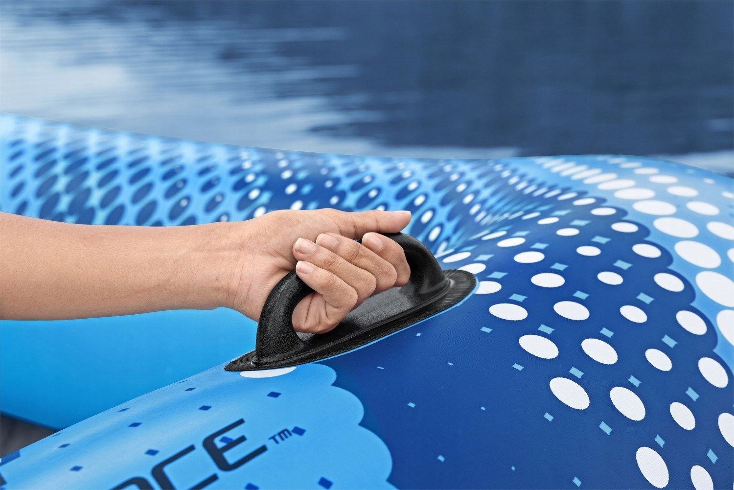 Wyspa do pływania 4-osobowy Materac 305x186x58cm B Cechy dodatkowe uchwyty do trzymania uchwyty na napoje