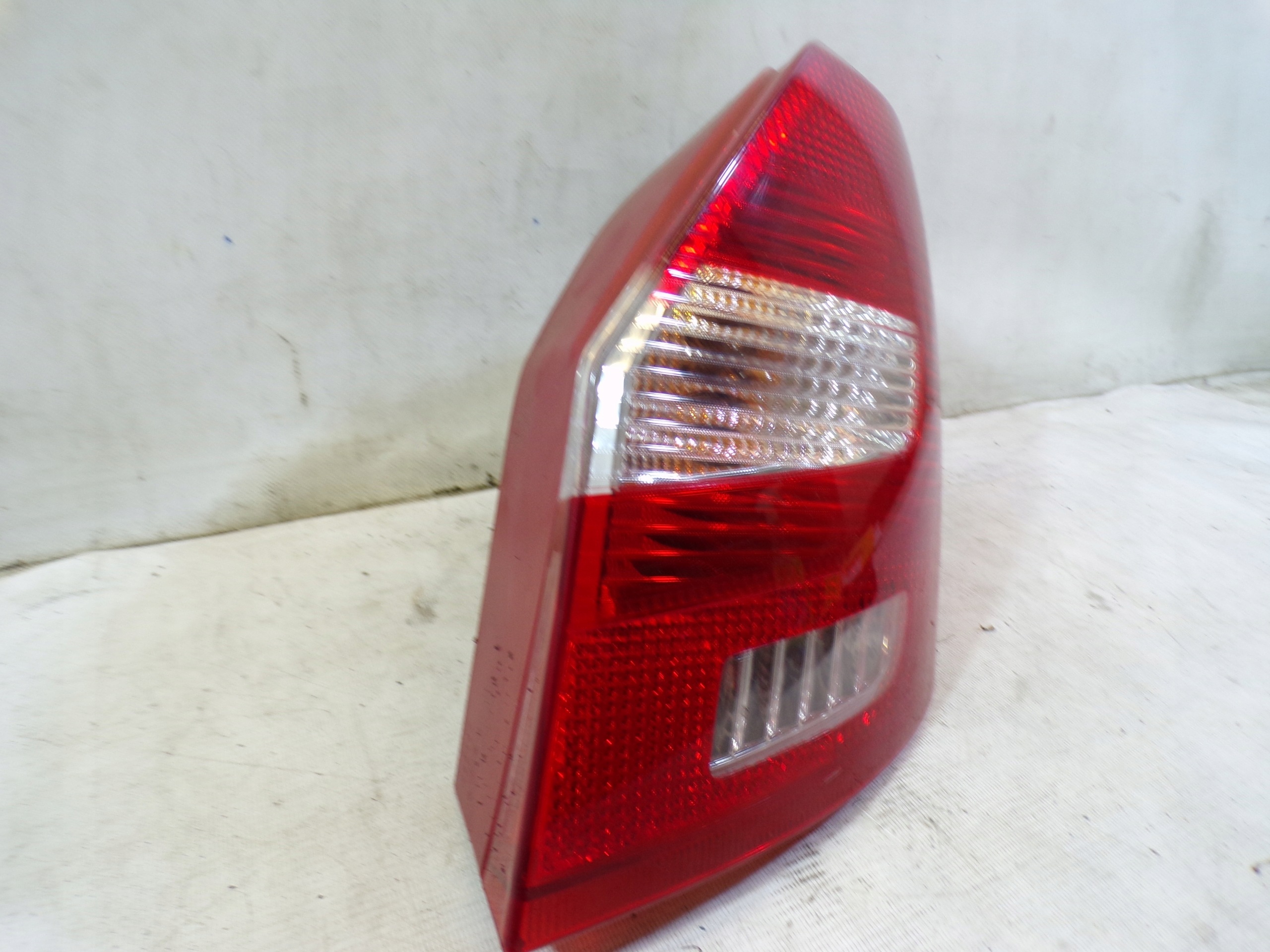light rear rear part right SKODA FABIA 2 II KOMBI HB (3) (K)