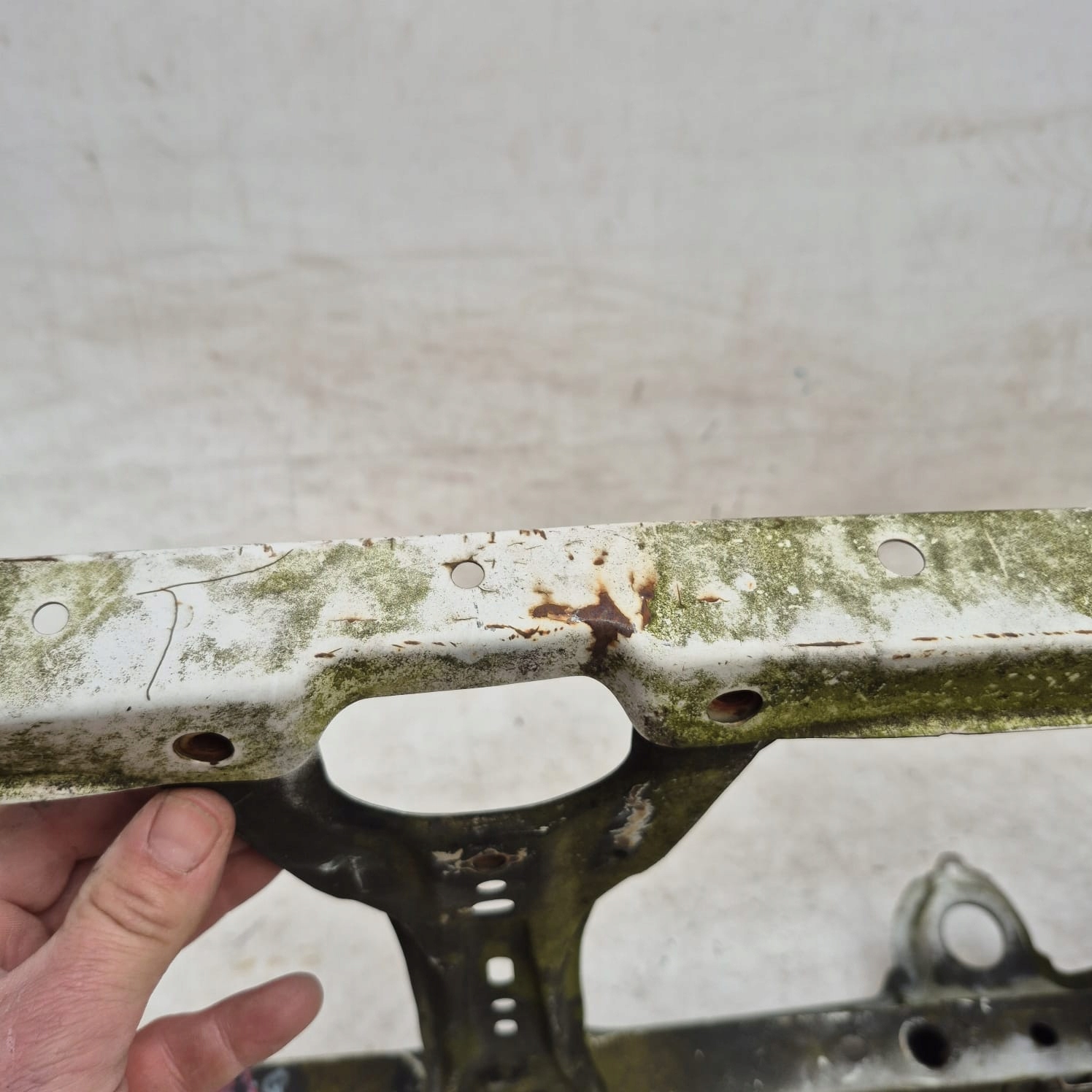 SUBARU LEGACY V 5 09-14 support panel for radiators pillar