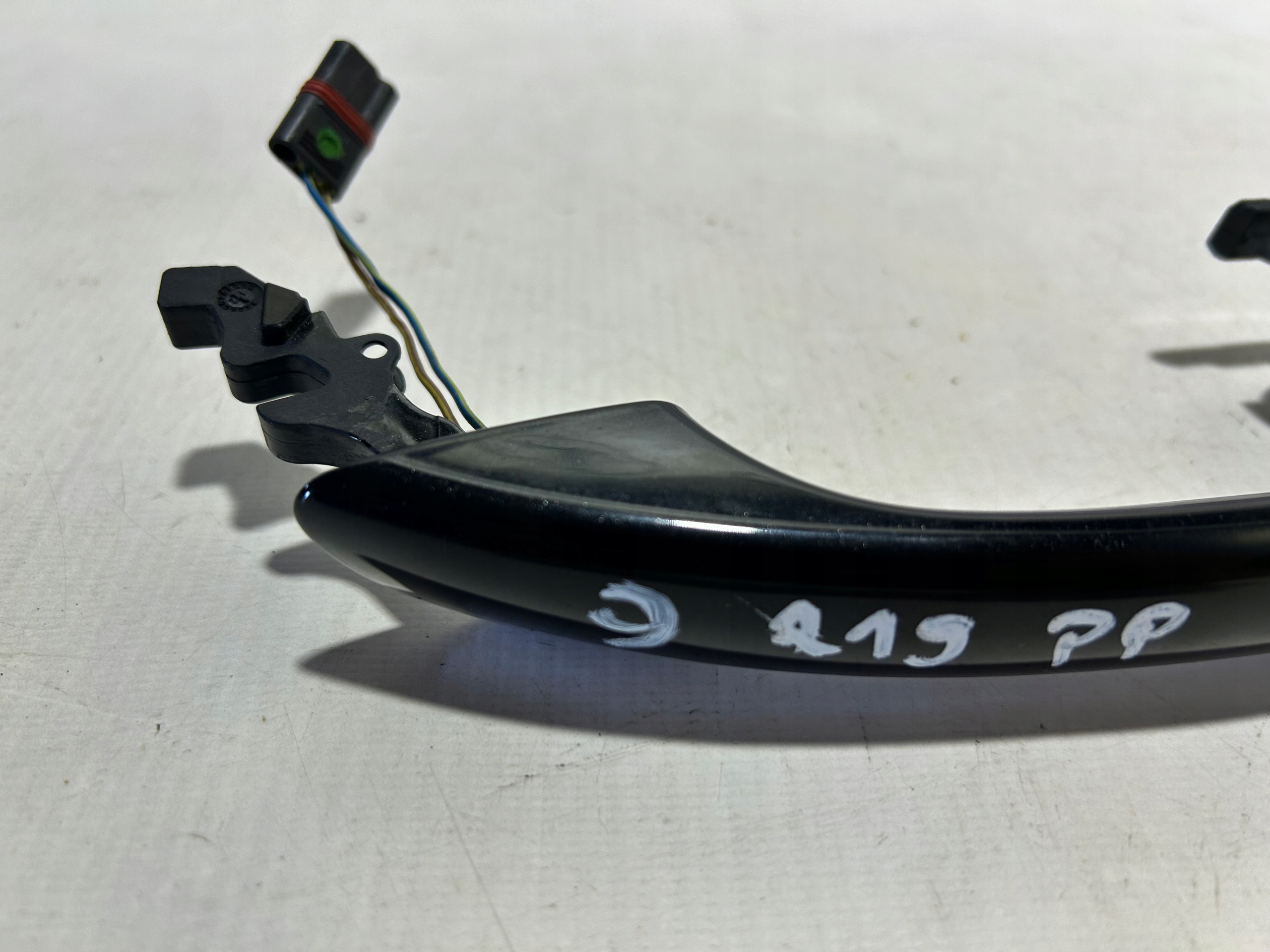 MERCEDES CLS W219 handle KEYLESS GO right rear part front rear front C197 197