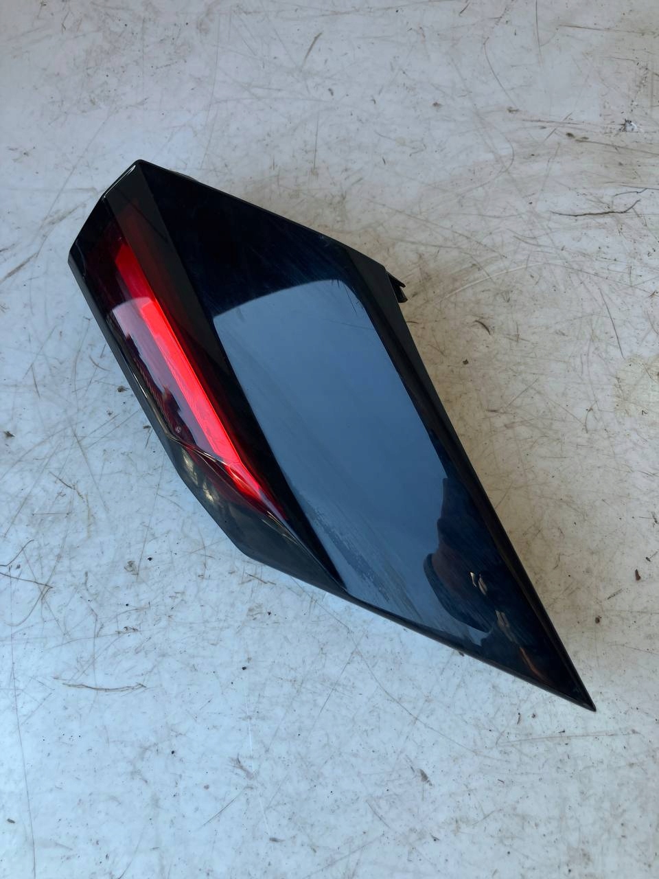 light right rear part ODBLASK CITROEN C4 III 9836327780