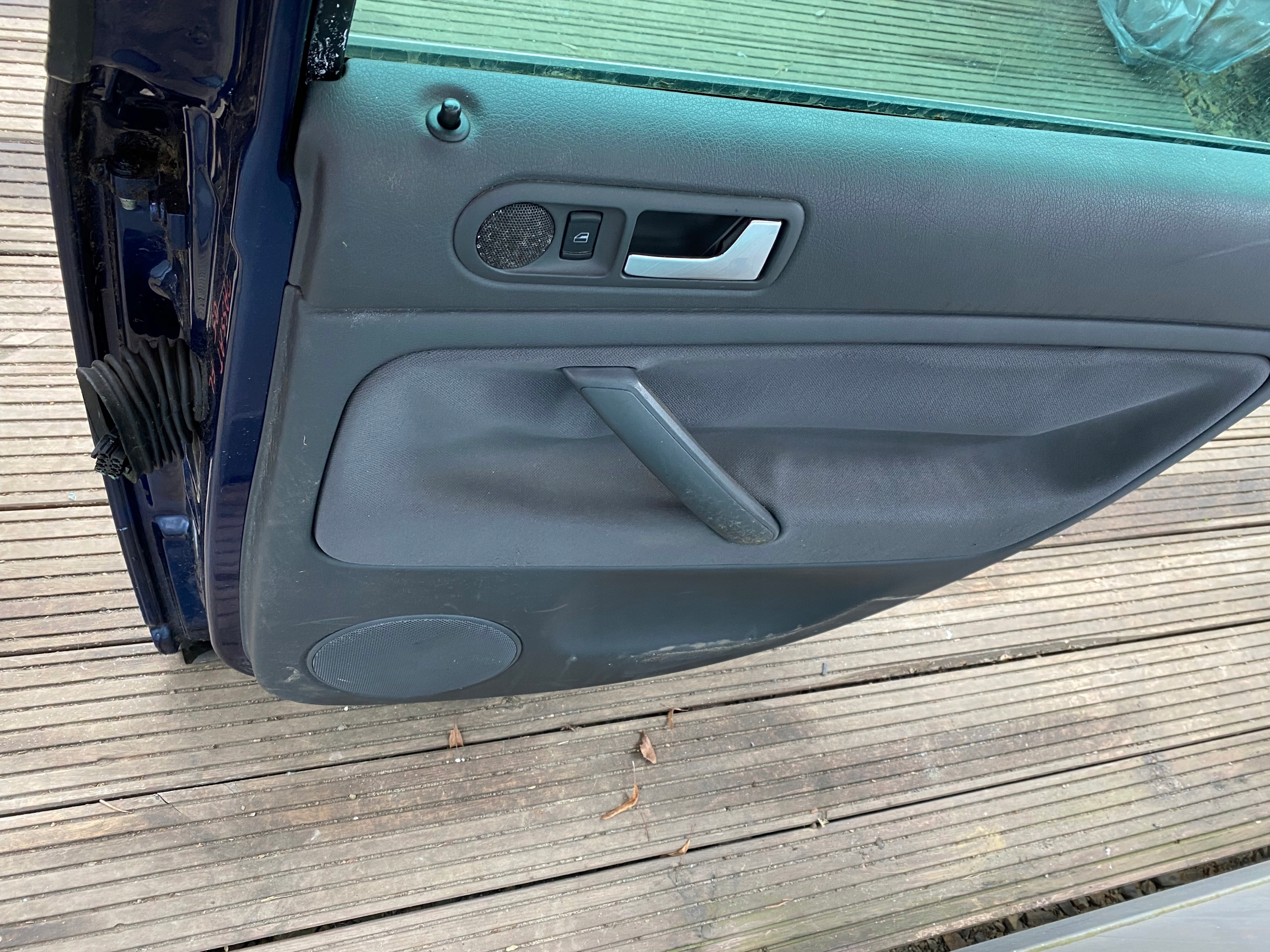 VW PASSAT B5 FL KOMBI Complets Portière Droite Arrière