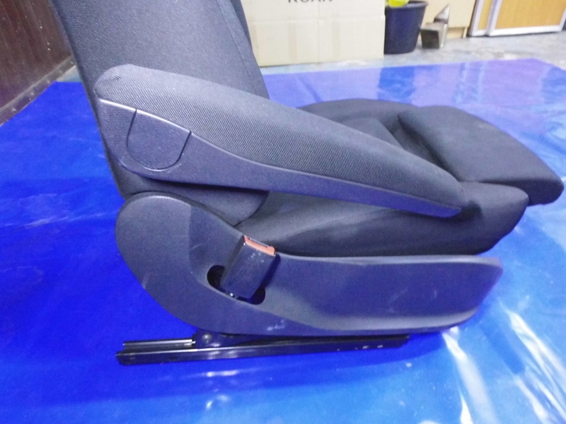 seat driver´s left front EUROPA MERCEDES SPRINTER W910 W907 18-25R