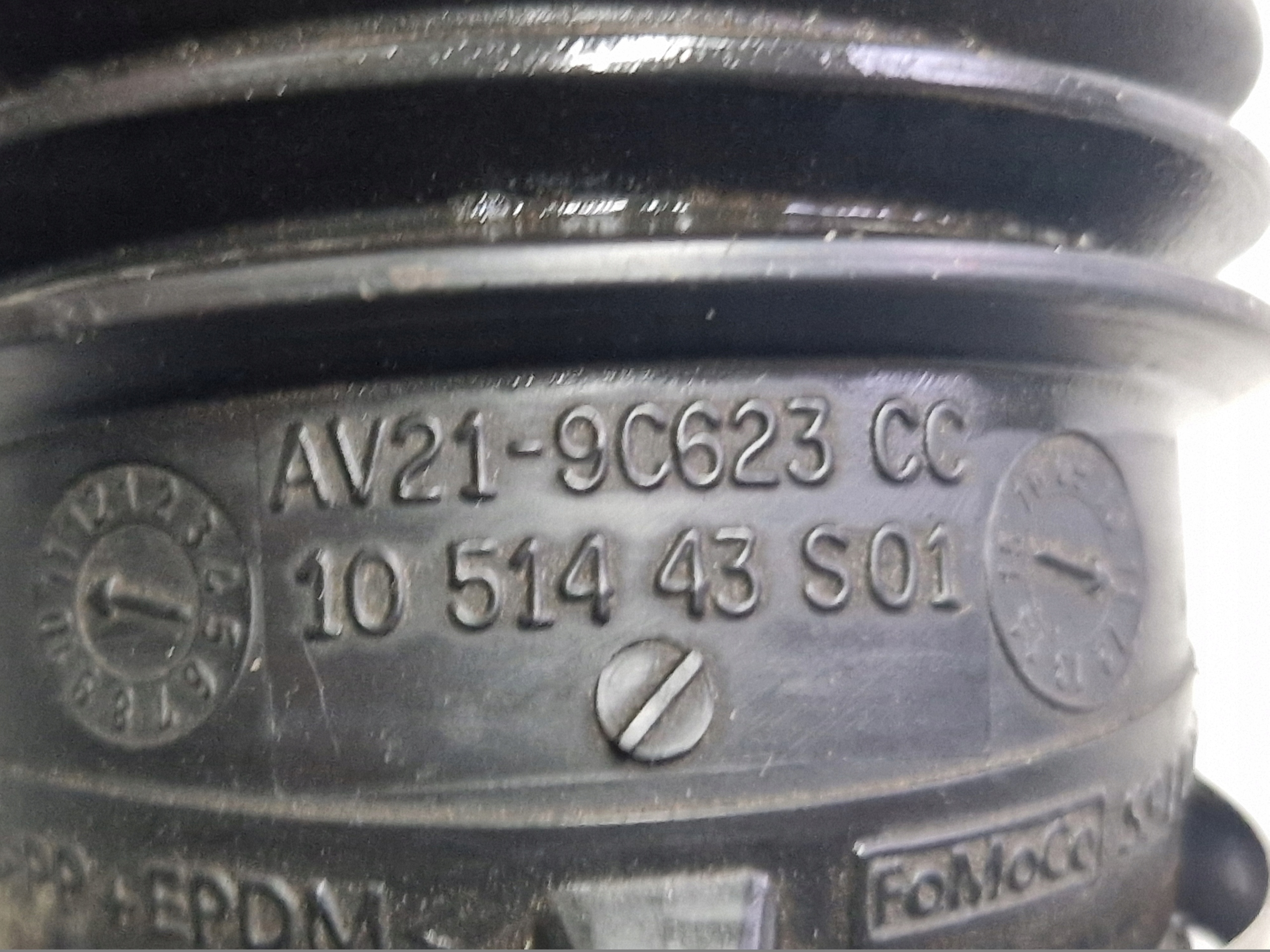 pipe air hose FIESTA MK7 AV21-9C623-CC
