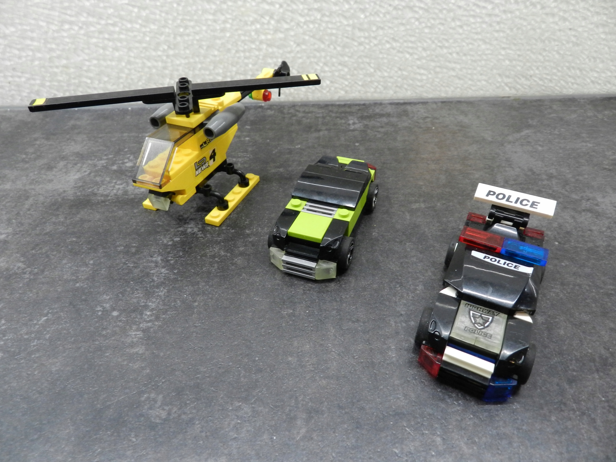 LEGO Racers 8152 Speed Chasing *100% Marka LEGO