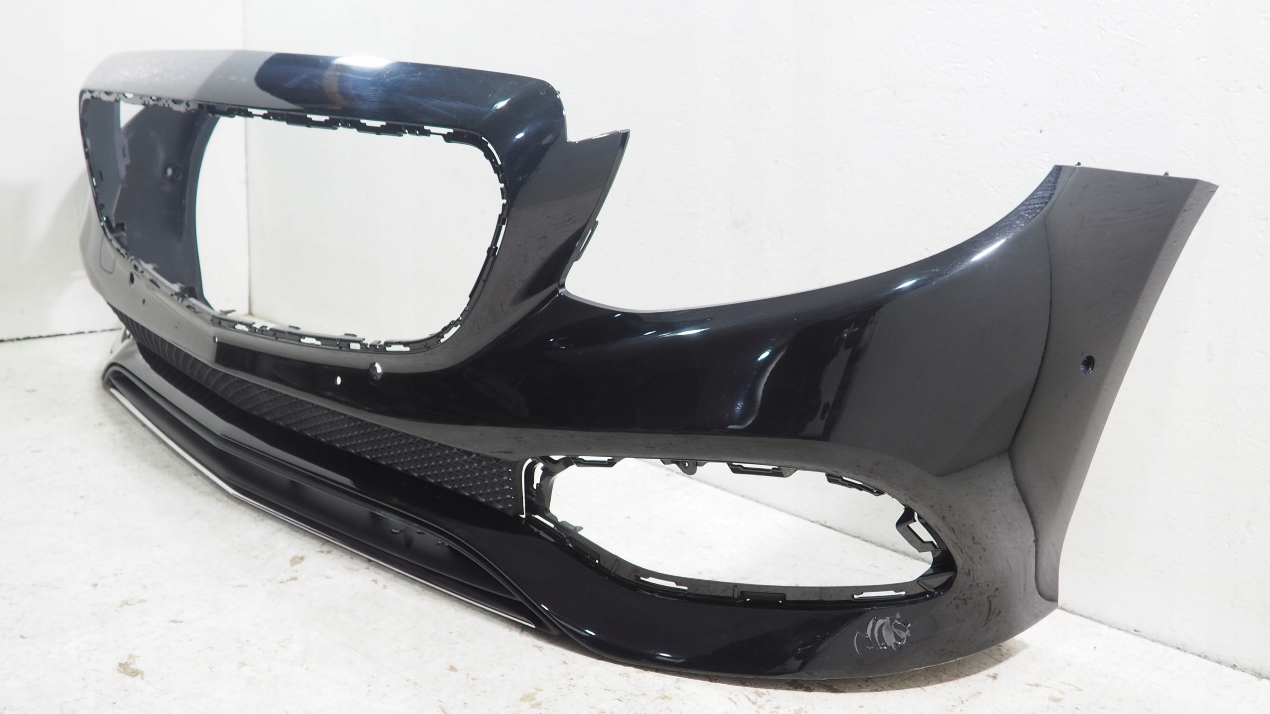 Mercedes E Klasa W238 Coupe bumper front front A2388855600