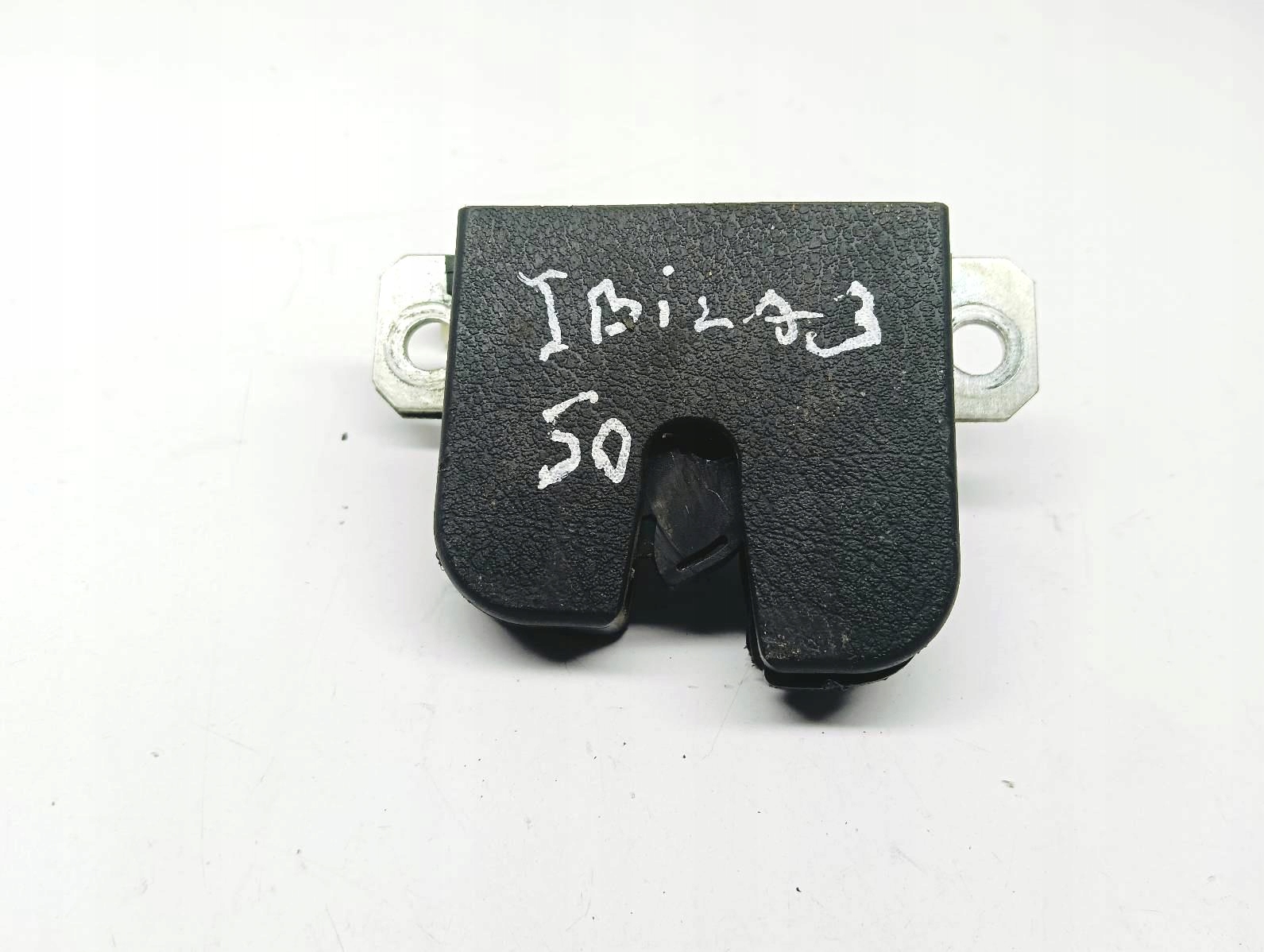 Schloß heckklappe Seat Ibiza 6L 02r 6L6827505A