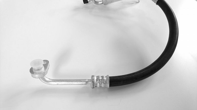 Osuszacz 2.7CRD 4.0 4.7 JEEP GRAND CHEROKEE WJ 02- Jakość części (zgodnie z GVO) P - zamiennik o jakości porównywalnej do oryginału