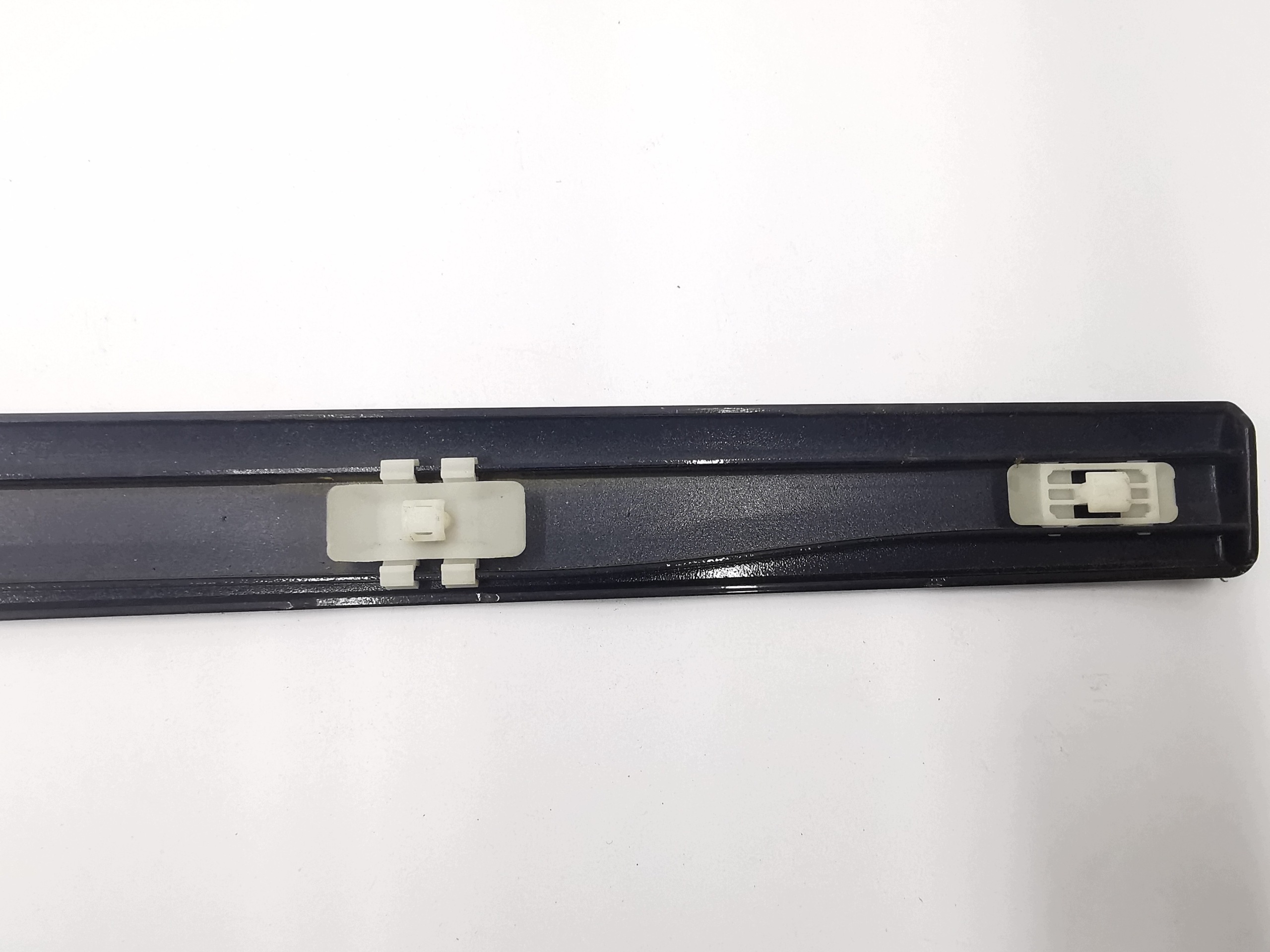 moulding door left front front MERCEDES W211 E class A2116900962