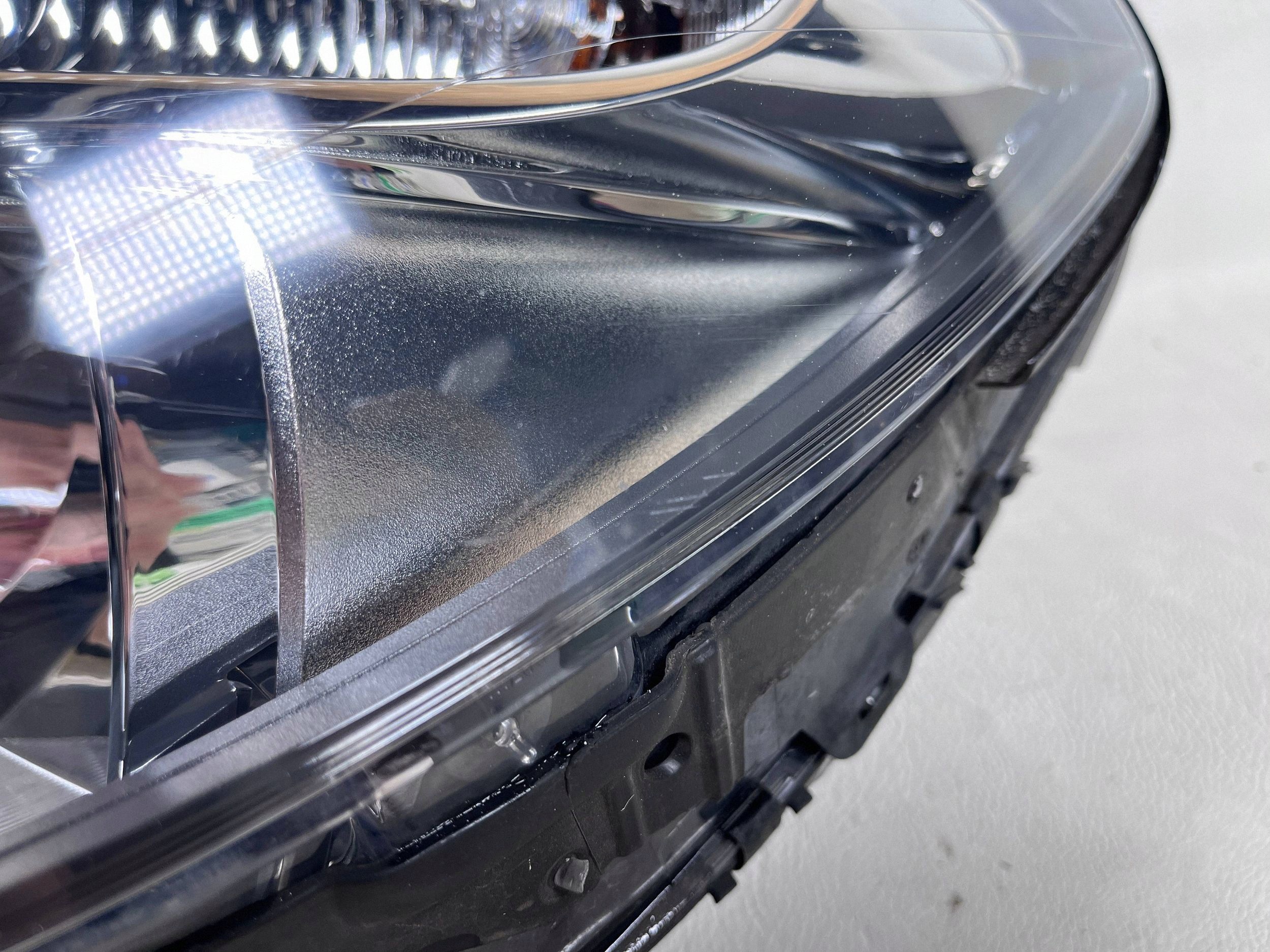 Mercedes B W246 11- light left front front