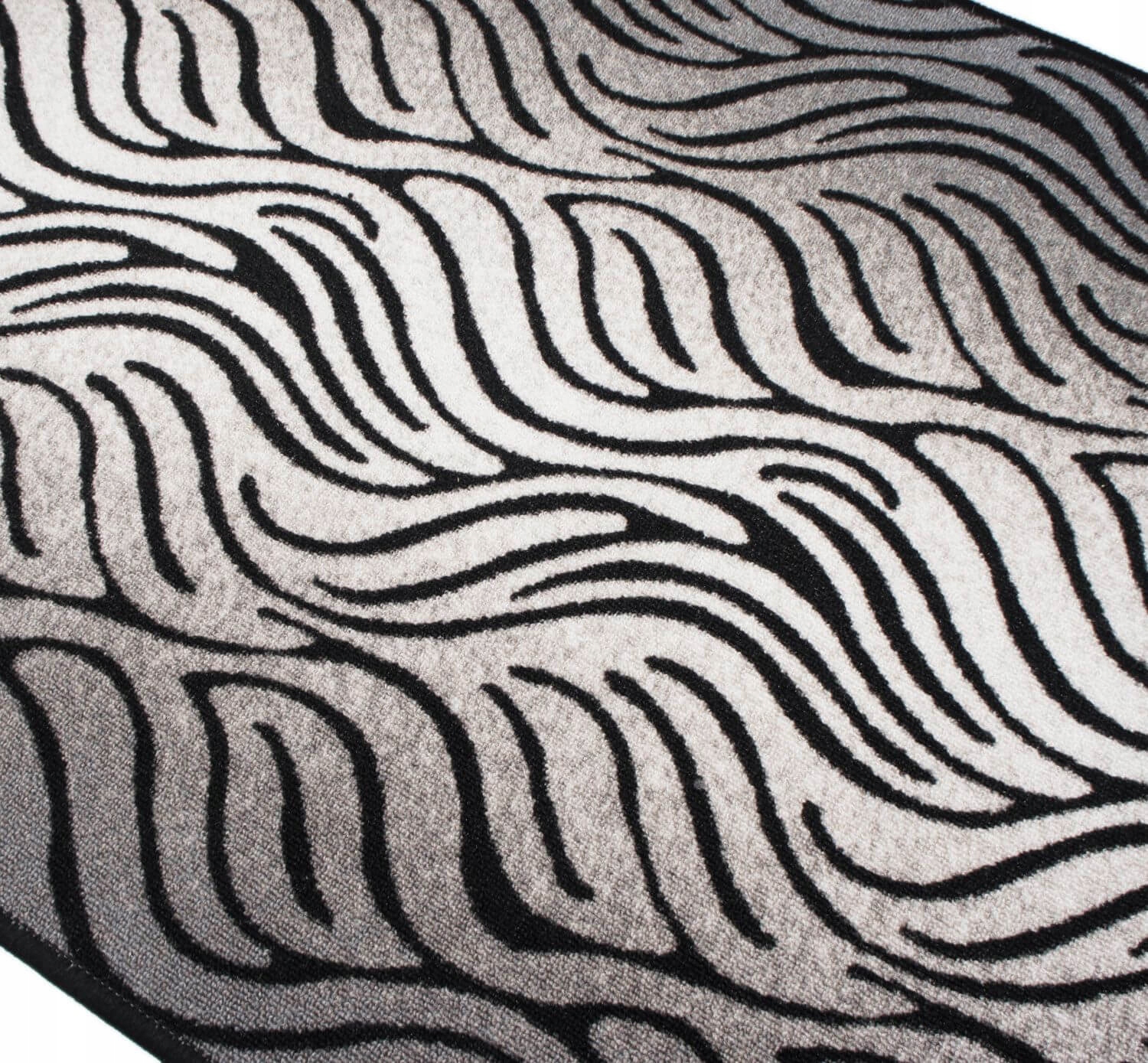 CHODNIK ANTYPOŚLIZOWY DO KUCHNI NA METRY 67 CM Długość 10 cm