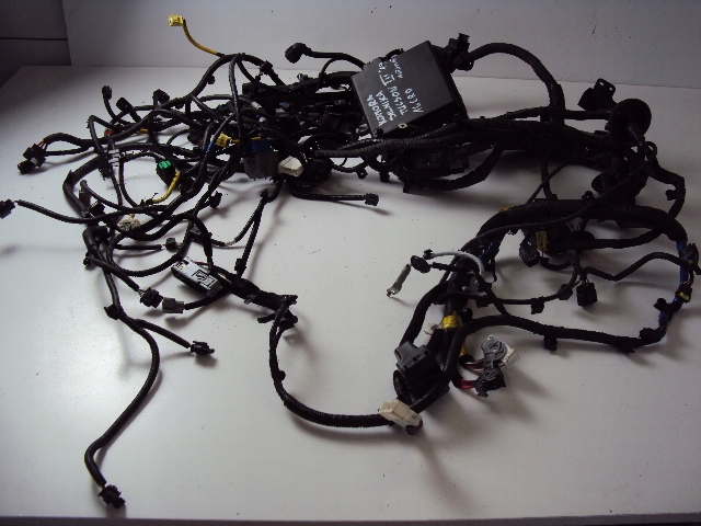 УСТАНОВКА ДВИГАТЕЛЯ HYUNDAI TUCSON III FL 1.6 CRDI