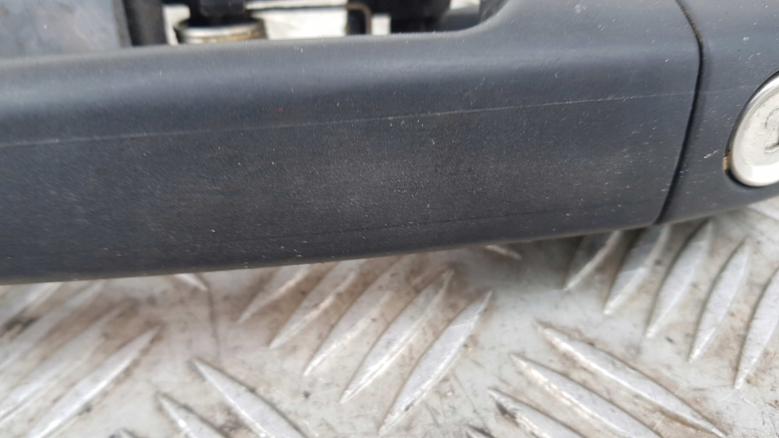 MERCEDES ML W163 handle lock cylinder left or right front