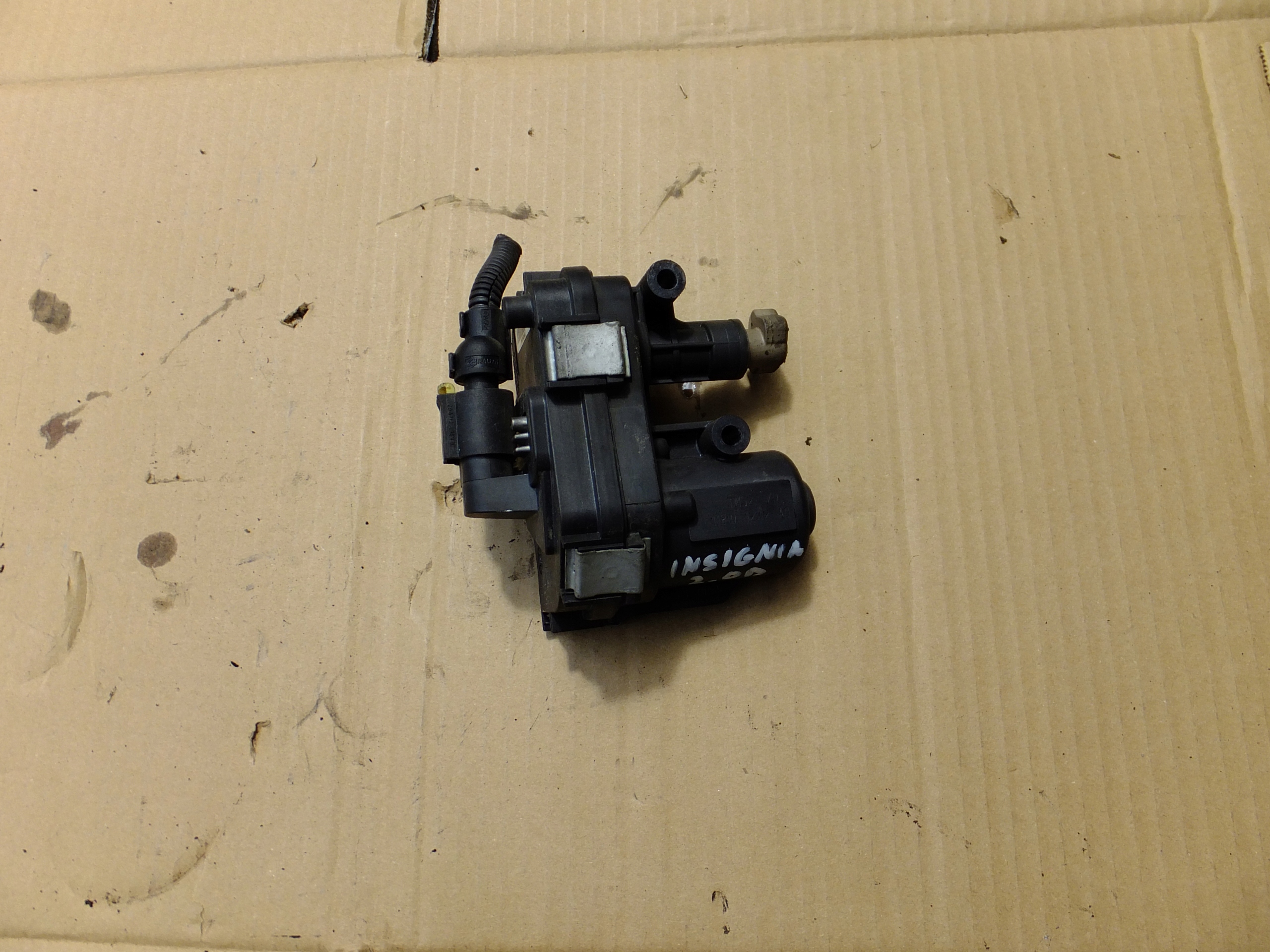 regulator header pipe opel insignia a 2,0 cdti 2010r TMS2/D