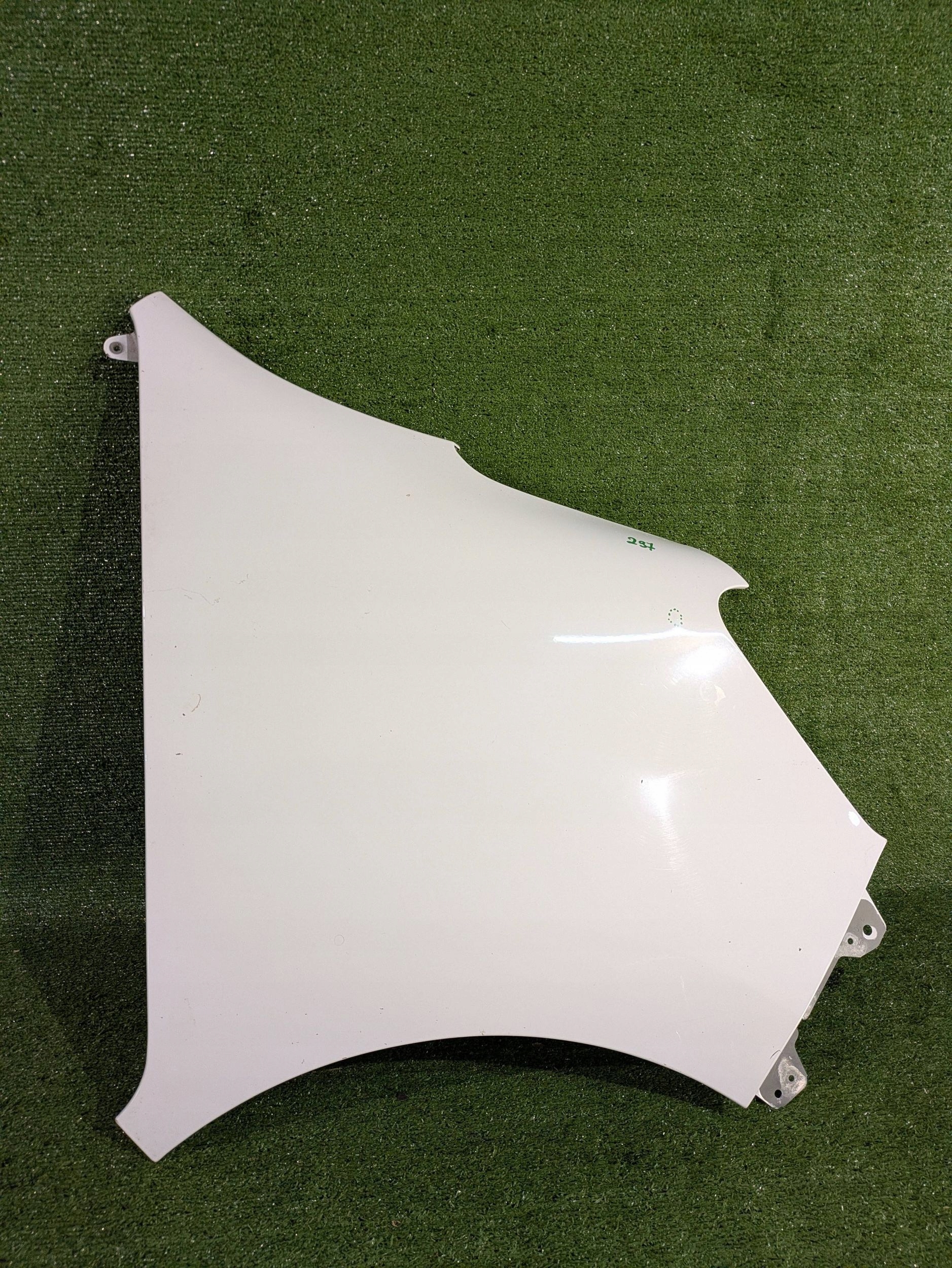 fender front right front RENAULT MASTER IV NR.297
