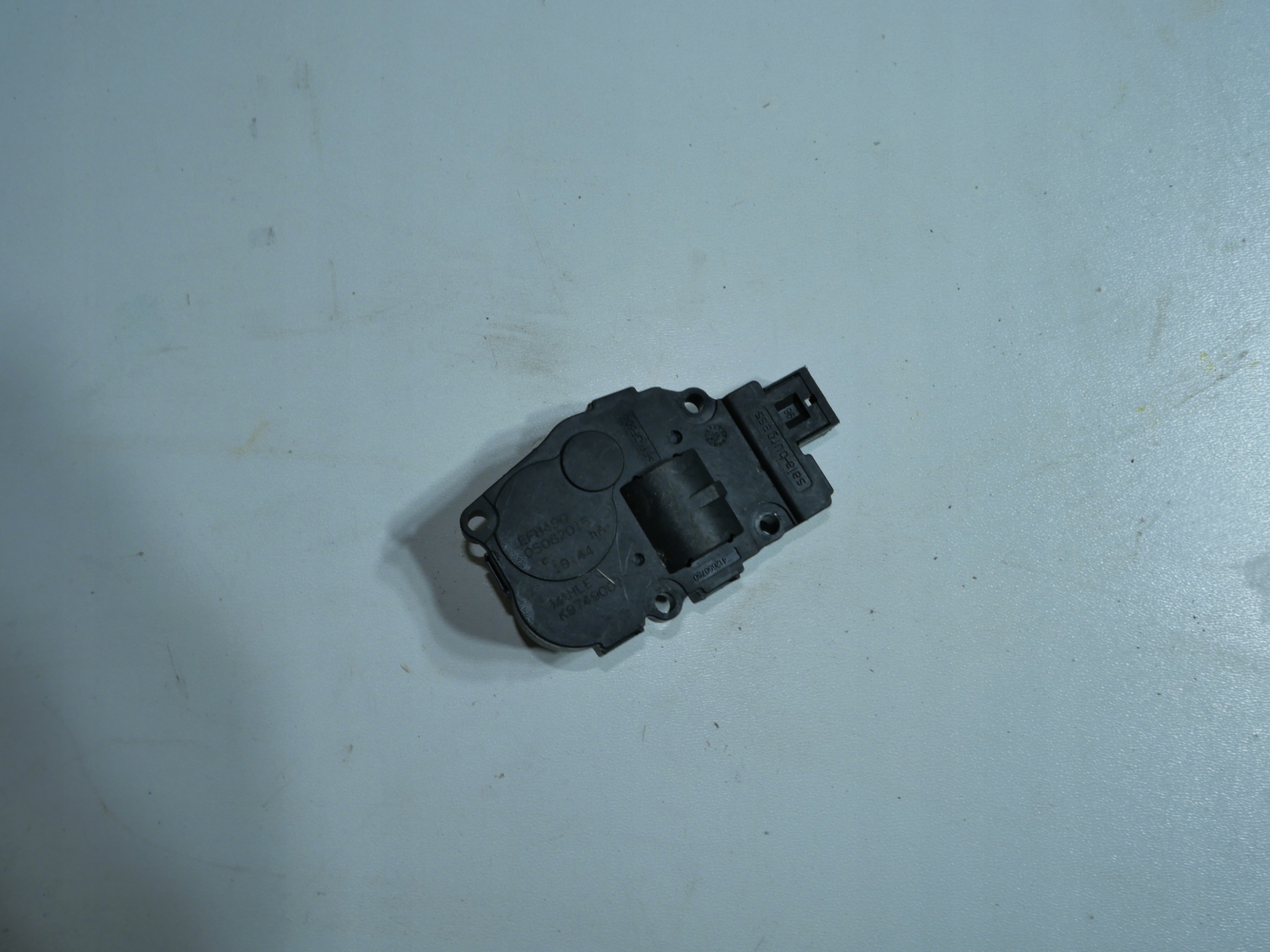 aircon recirculation flap motor AUDI A4 B8 A5 8T Q5 K9749007