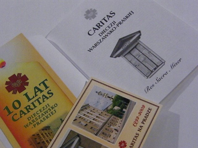 CARITAS DIECEZJI WARSZAWSKO-PRASKIEJ Nośnik książka papierowa