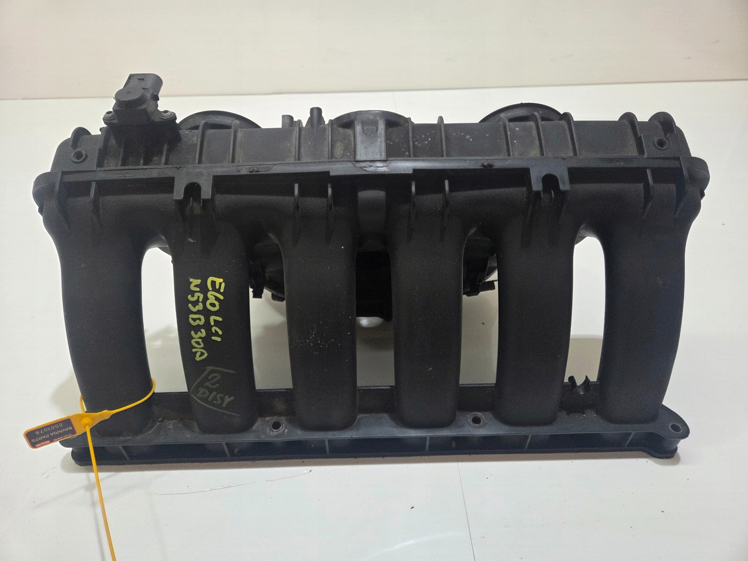 sacie potrubie BMW E60 E61 N53B30A