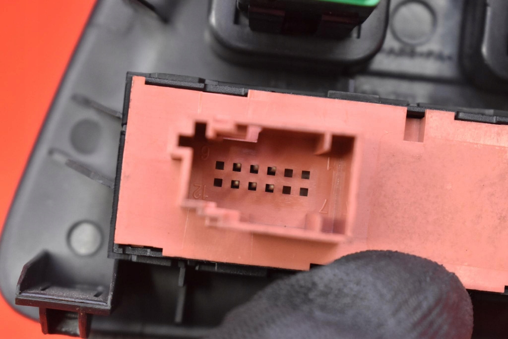 PANEL WLACZNIKOW PDC ESP vratašca goriva 96717146ZD CITROEN C4 2 II 10-17