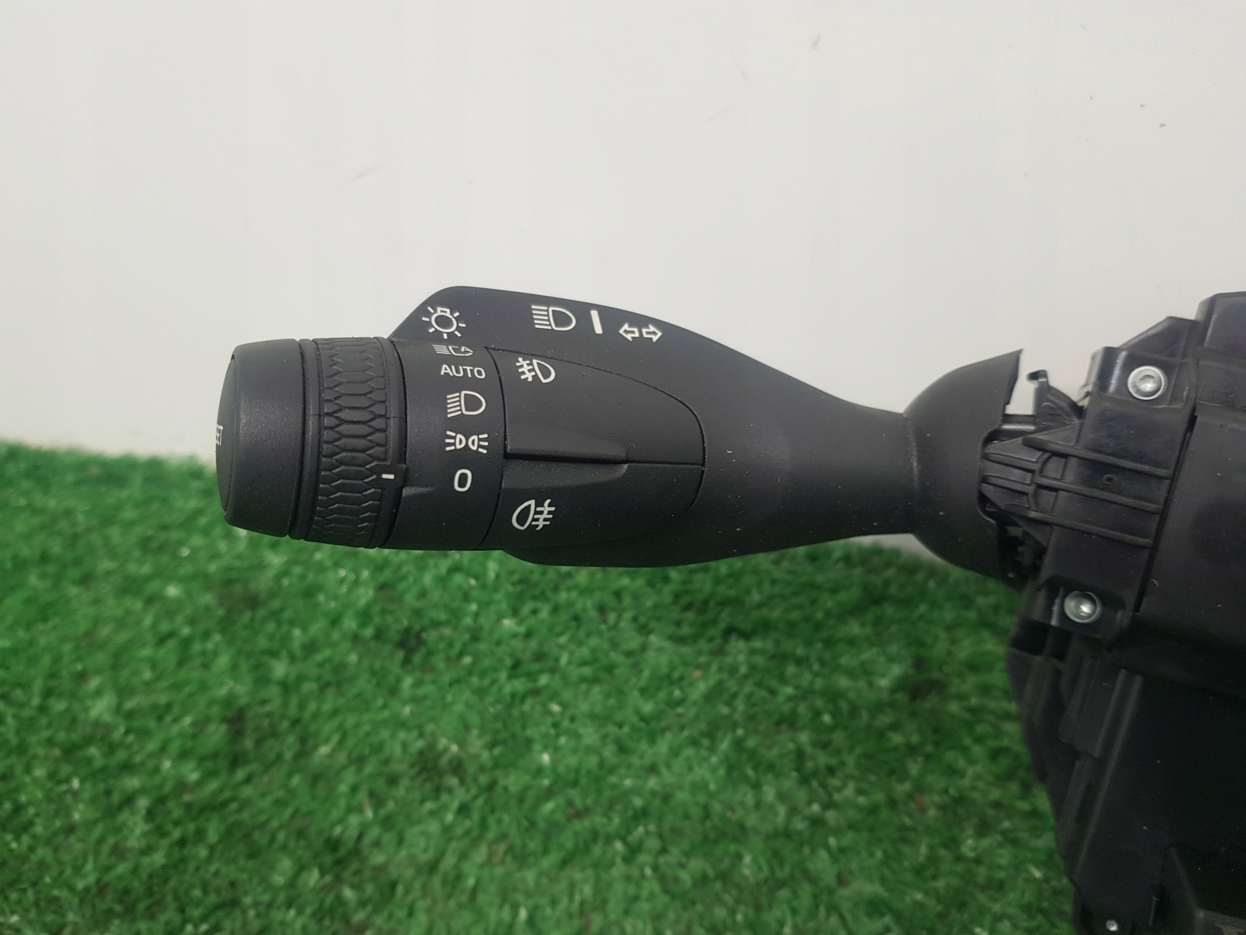 steering wheel levers and controls control ring VOLVO XC90 II 2019 32266026