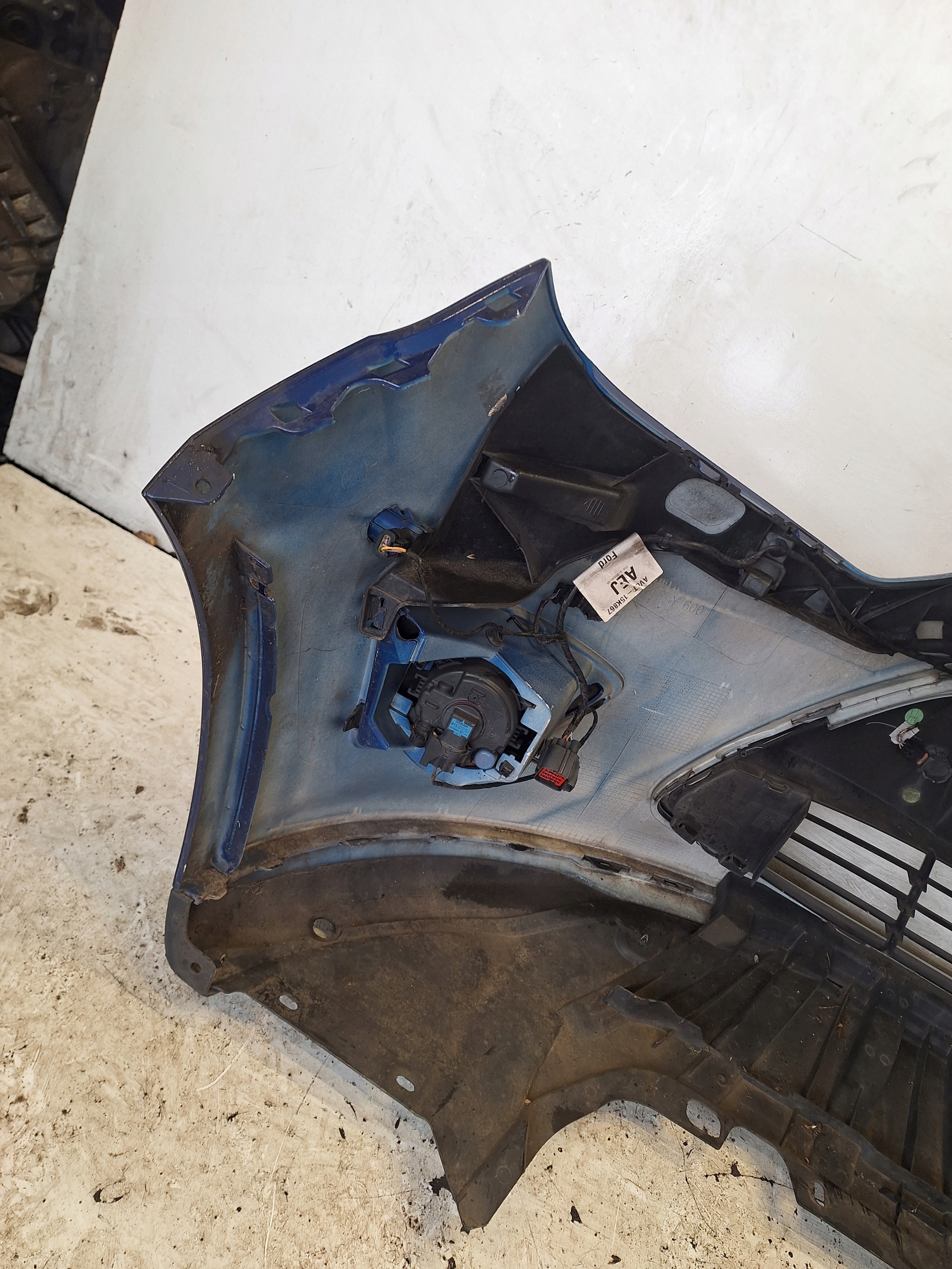 FORD C-MAX MK2 11-14 bumper + PDC