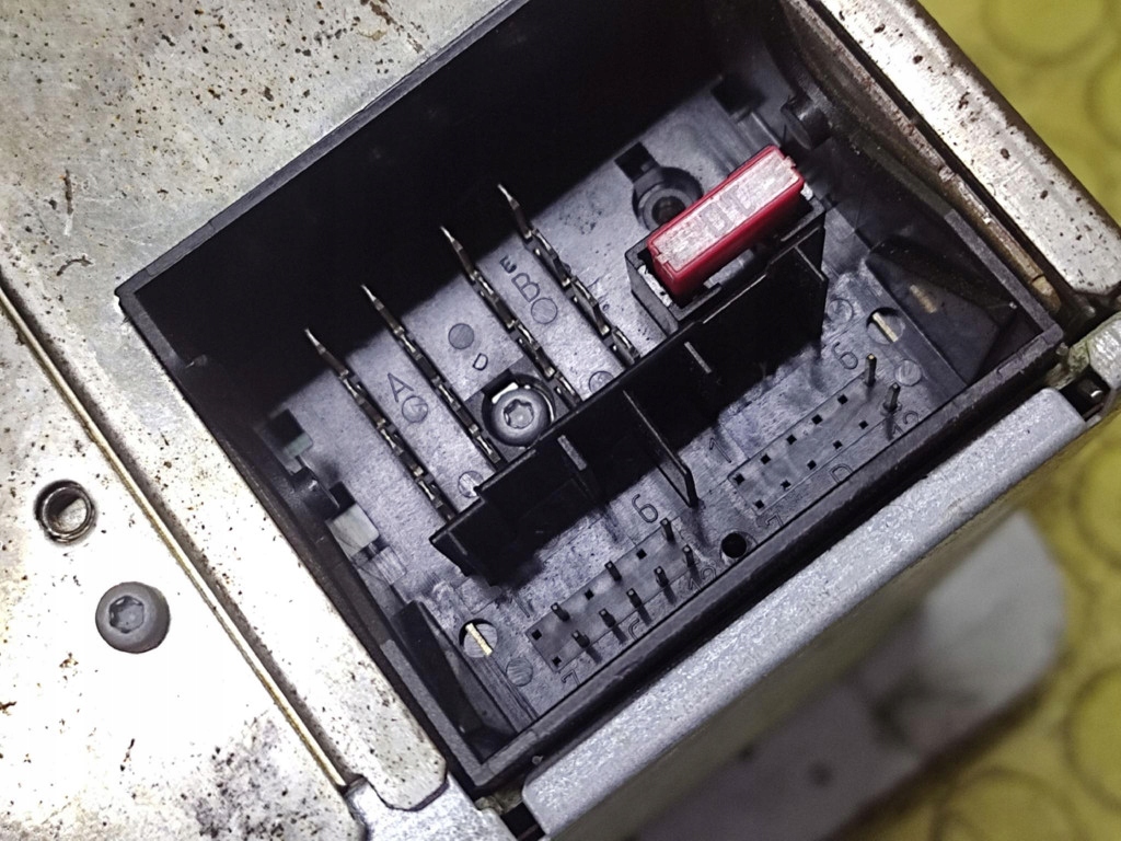 VW TOURAN e RADIO ODTWARZACZ