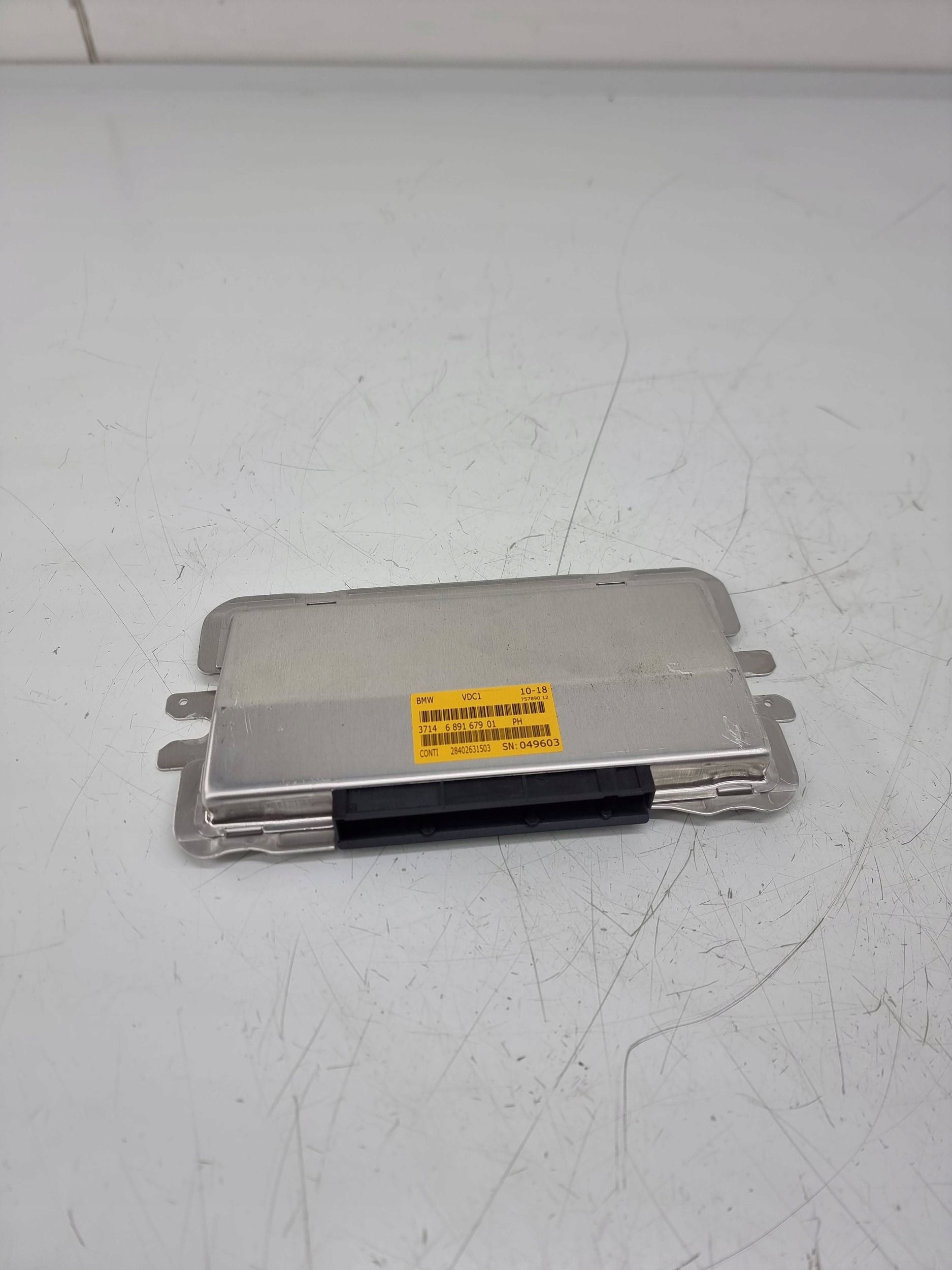 MODUŁ STEROWNIK ZAWIESZENIA BMW F15 F16 6891679