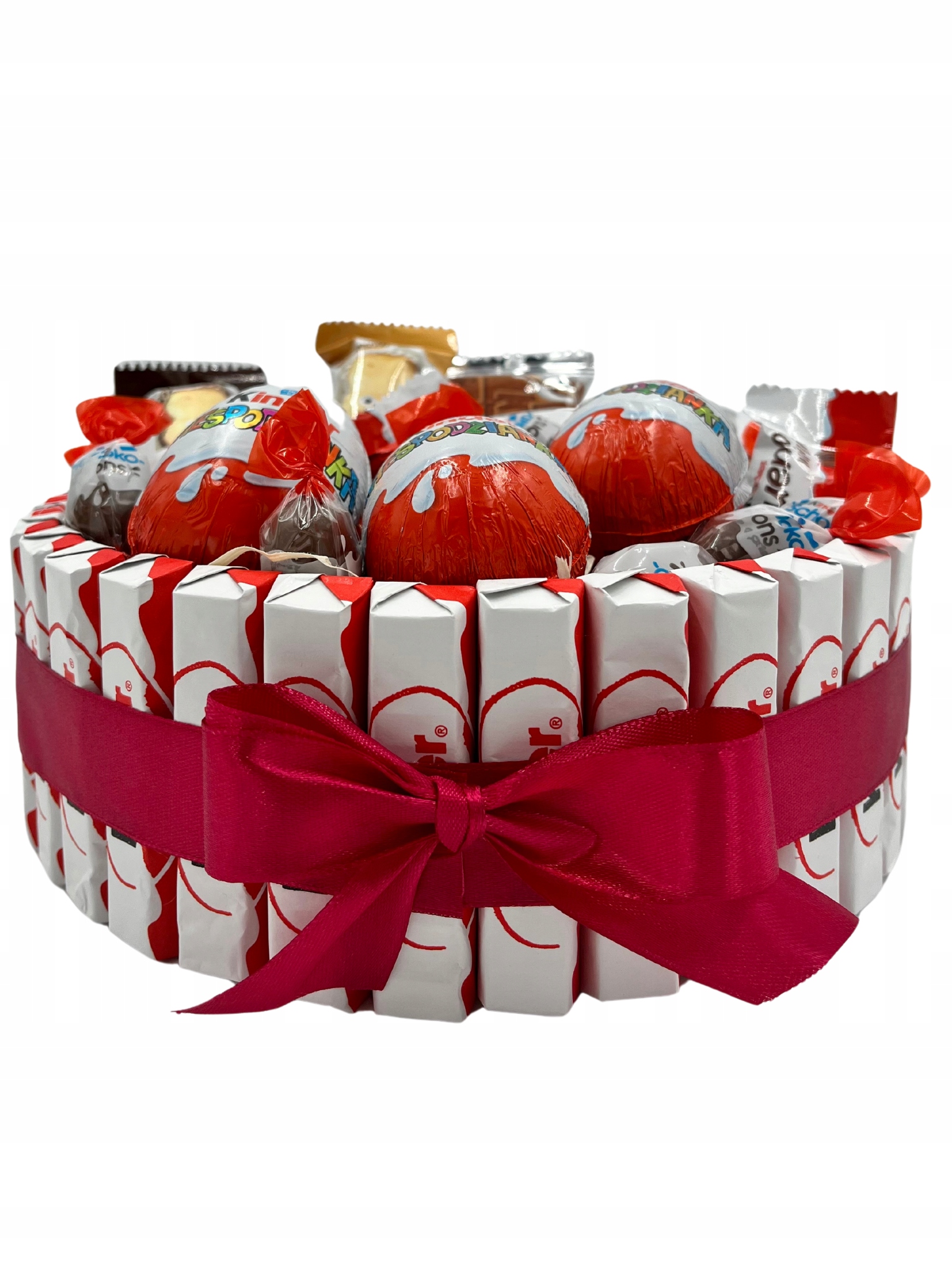 Levně Dort ze sladkostí Kinder box sladký dárek pro dítě k narozeninám