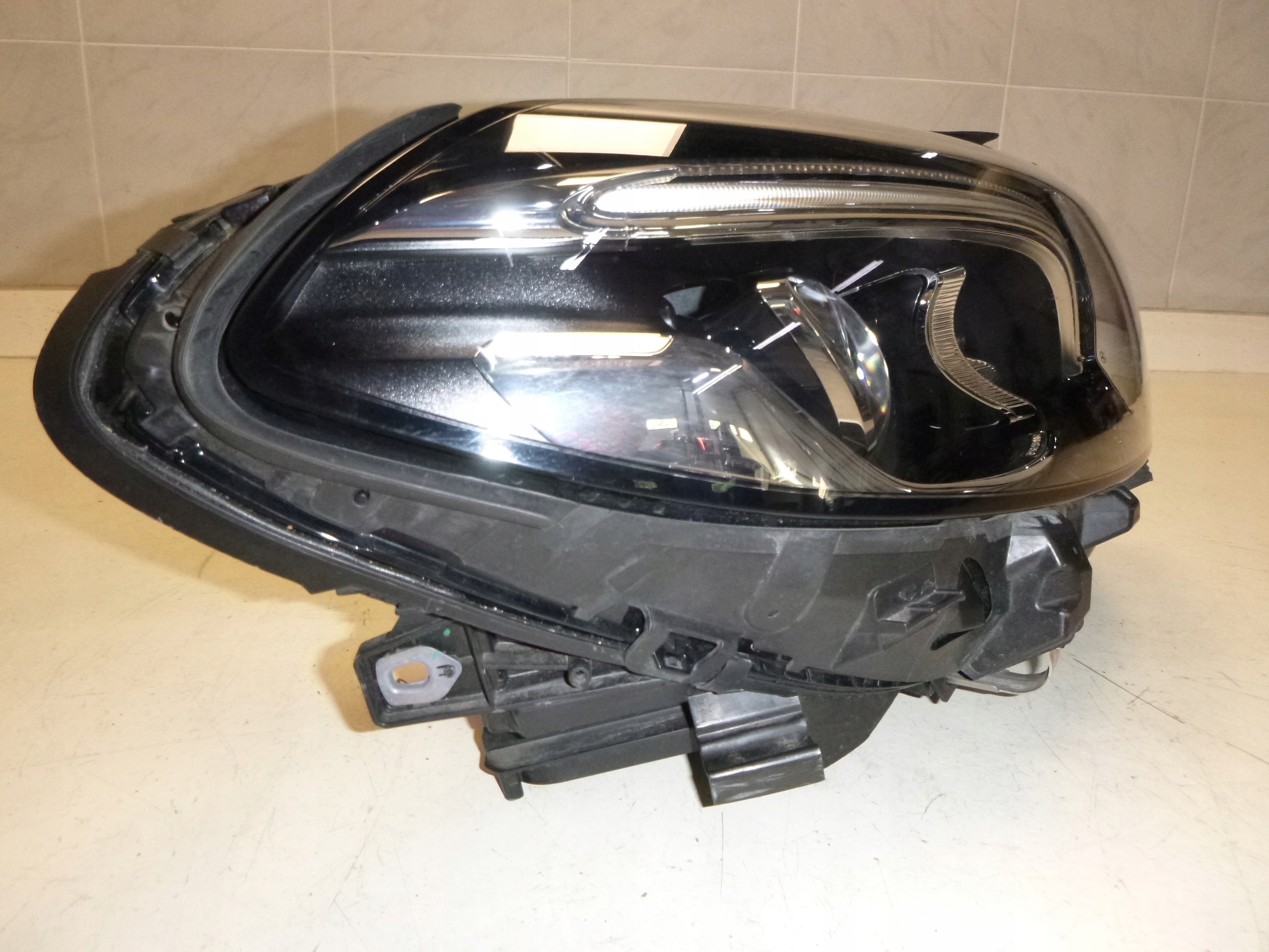 MERCEDES B W246 light front FULL LED right 5 PIN