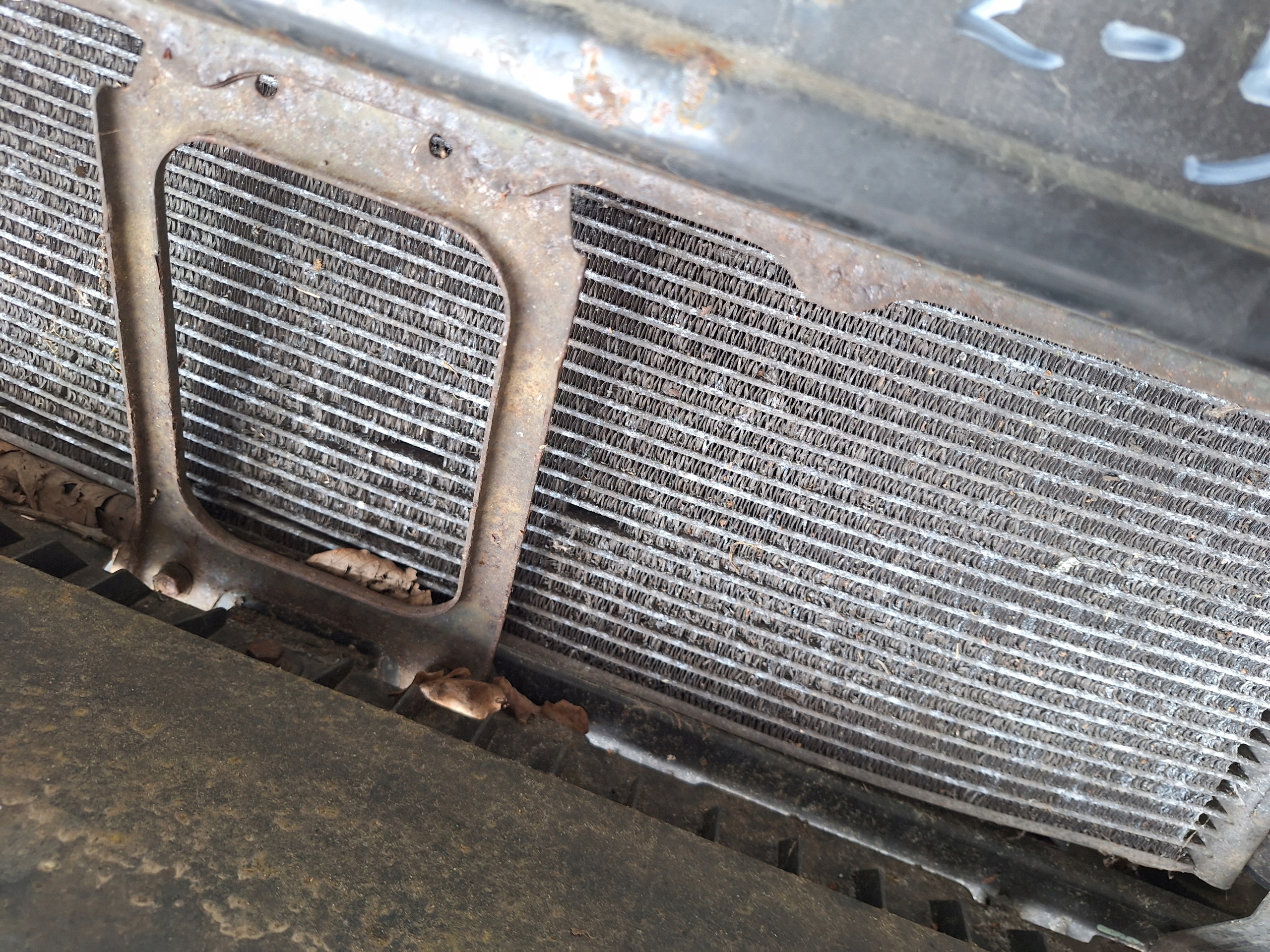 HYUNDAI I20 LIFT 12-15 support panel for radiators petrol