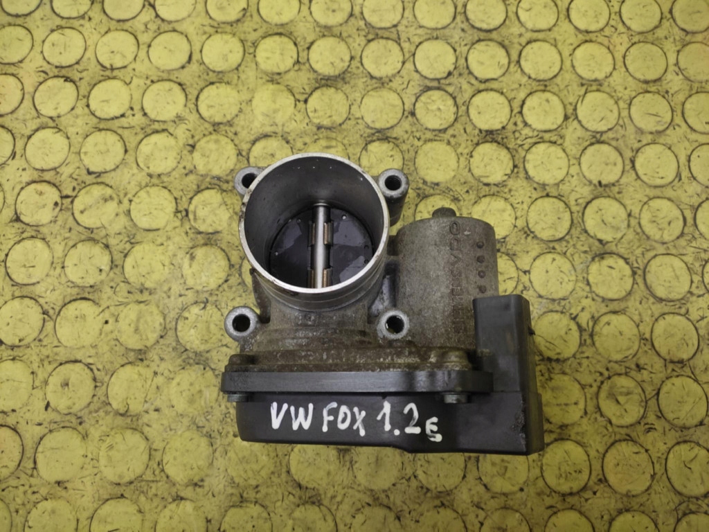 VW FOX 1.2 škrtiaca klapka 03D133062E