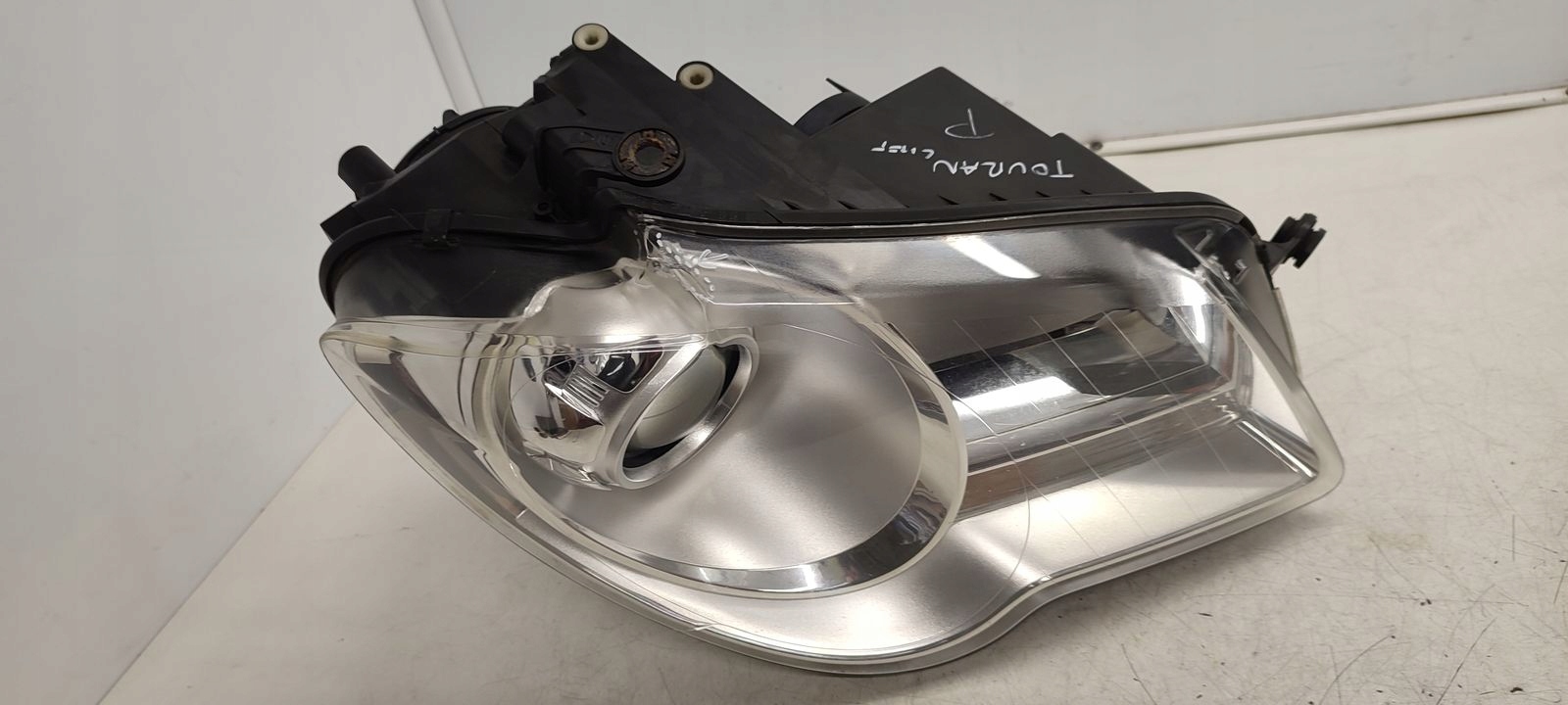 light front front right VW Touran LIFT 1,6 8V MPI