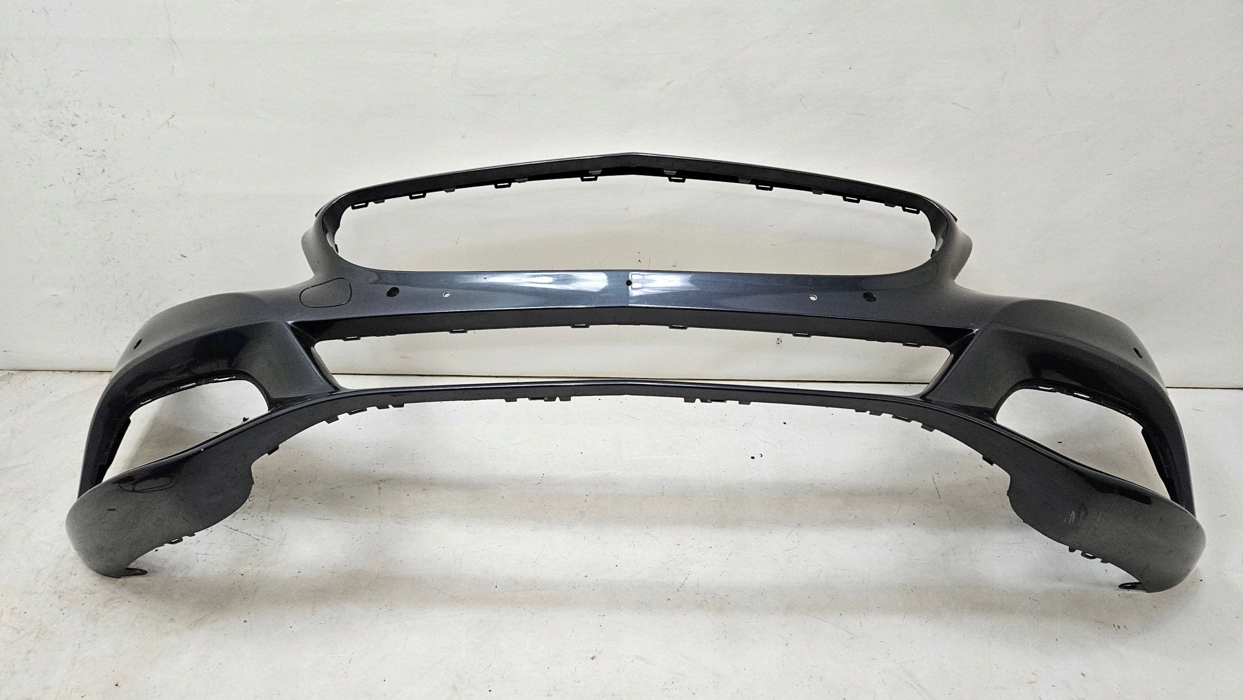Передній бампер MERCEDES C-Class W205 A2058800125