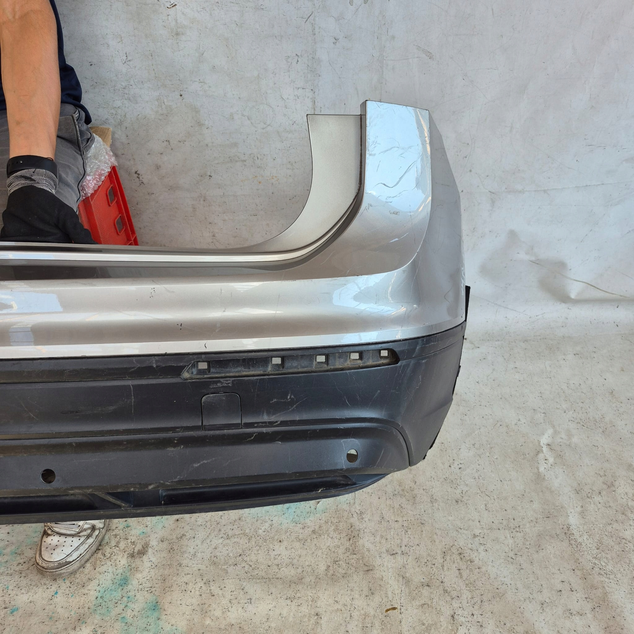 VW TIGUAN II 2 16- Stoßstange heck hinten 4PDC