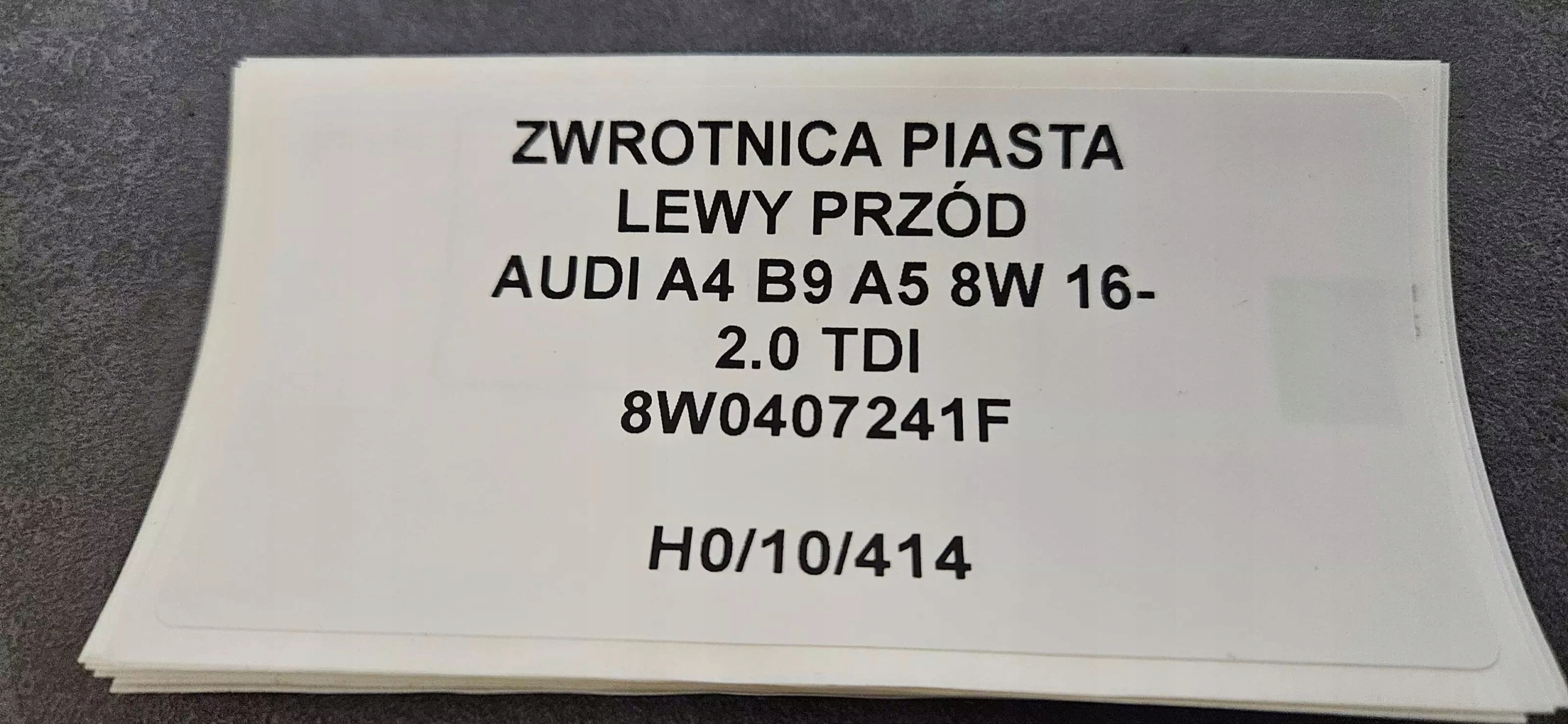 otoč čepu levý předek AUDI A4 B9 A5 8W0 16