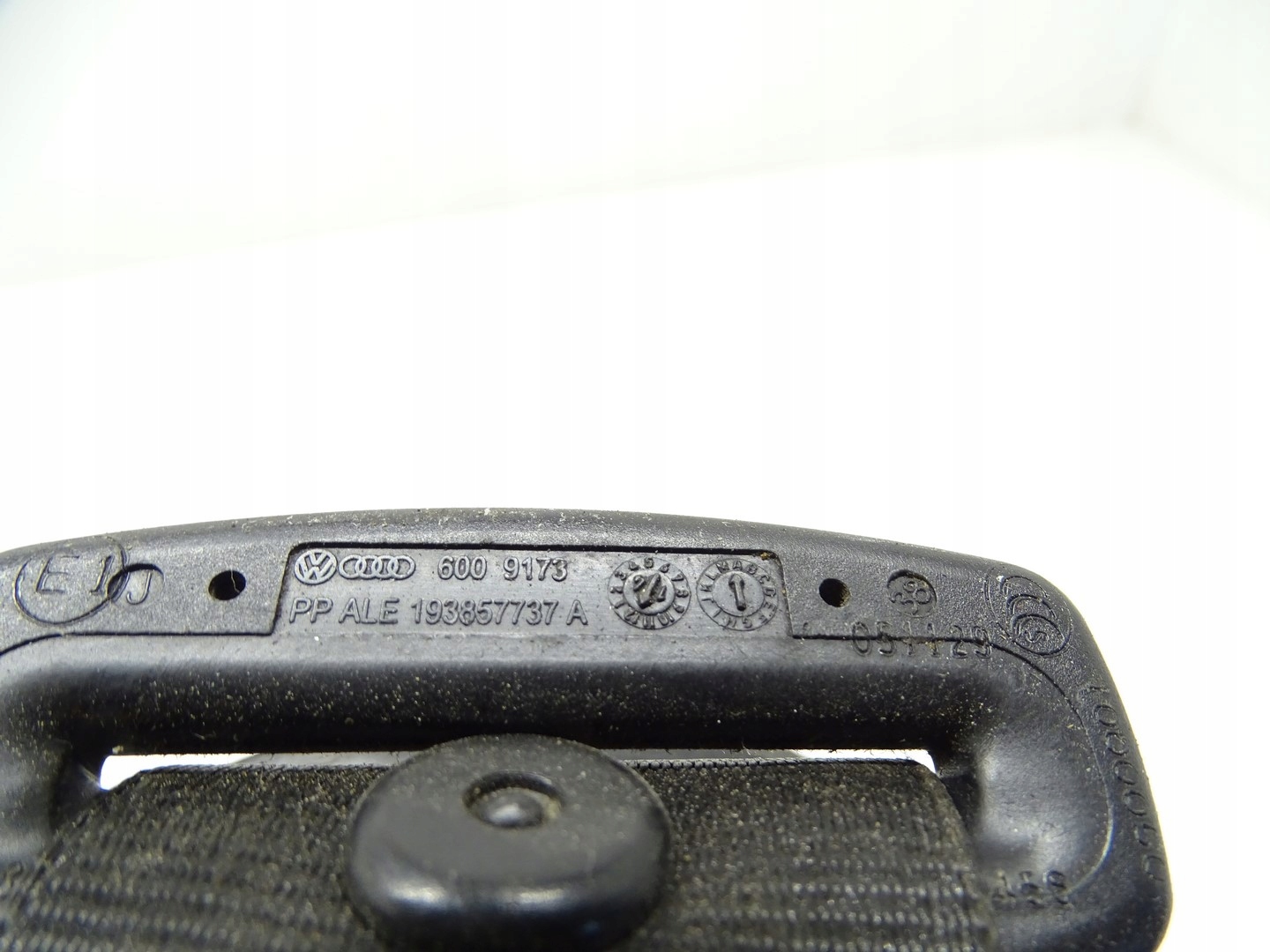 front tension belt safety right side AUDI A6 C7 4G8857706N