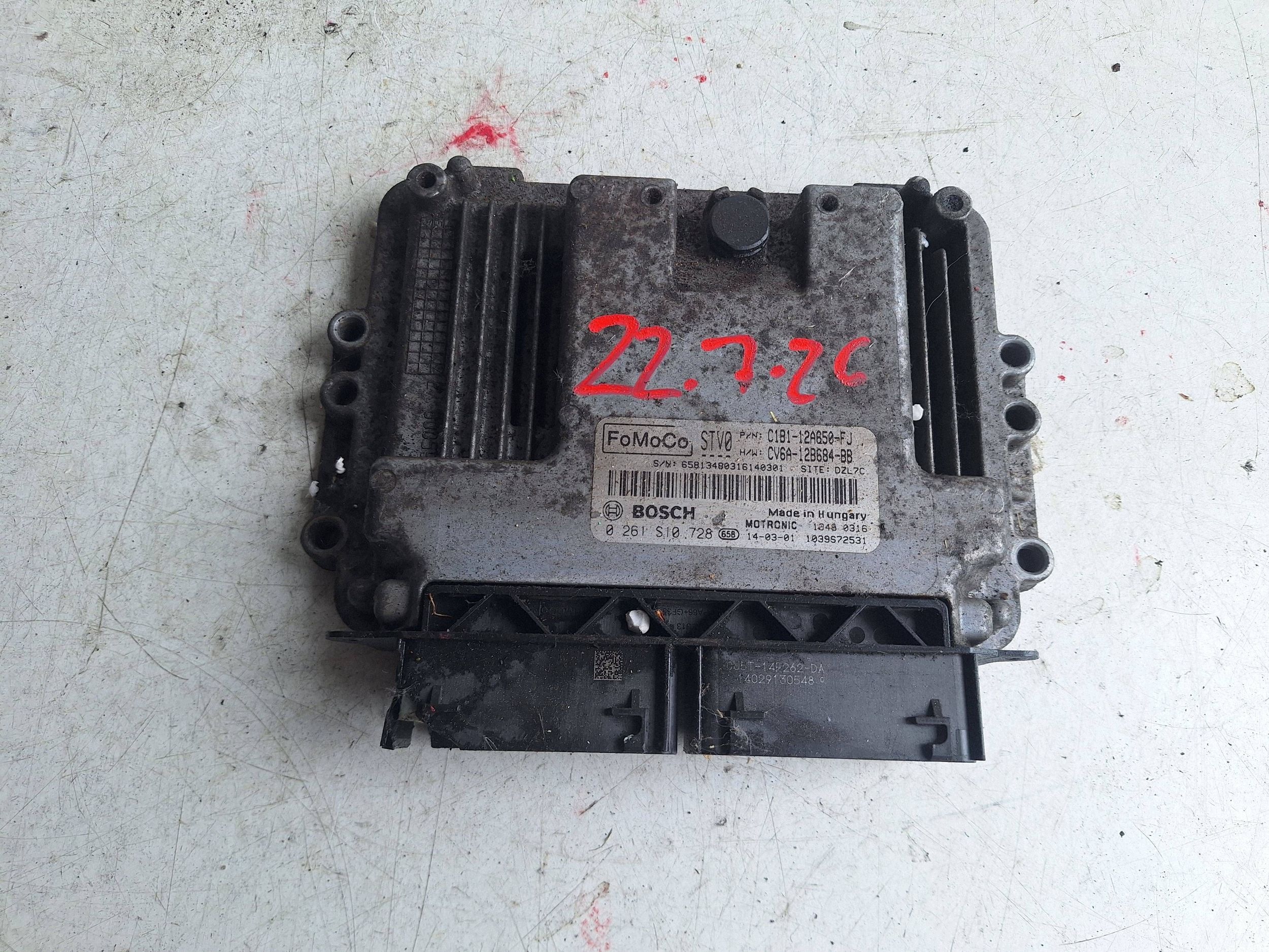 FORD computer control unit of the engine C1B1-12A650-FJ BOSCH 0261S10728