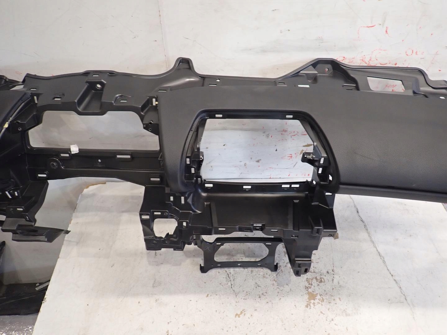 dashboard console cockpit TOYOTA YARIS CROSS 2020- 55302-0D370
