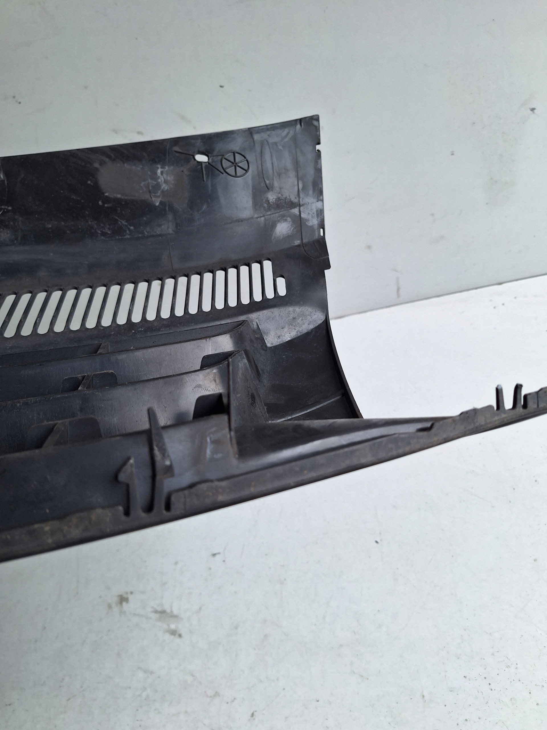 VOLKSWAGEN TRANSPORTER T5 LIFT 10-15 Grill