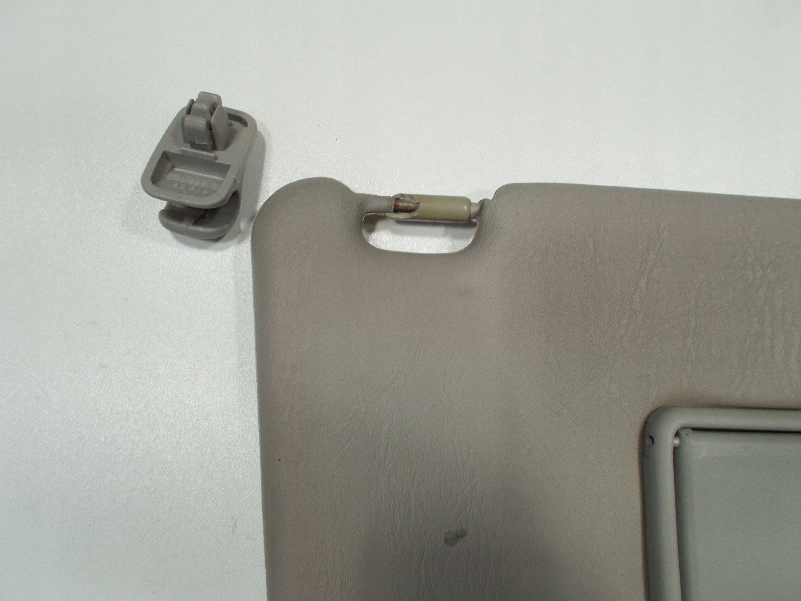 SUZUKI LIANA cover visor visor bracket right original LADNY