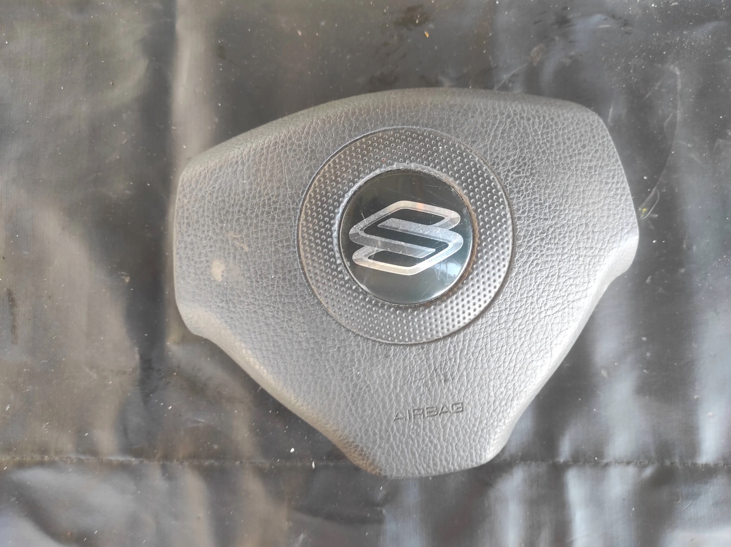 подушка водители suzuki IGNIS