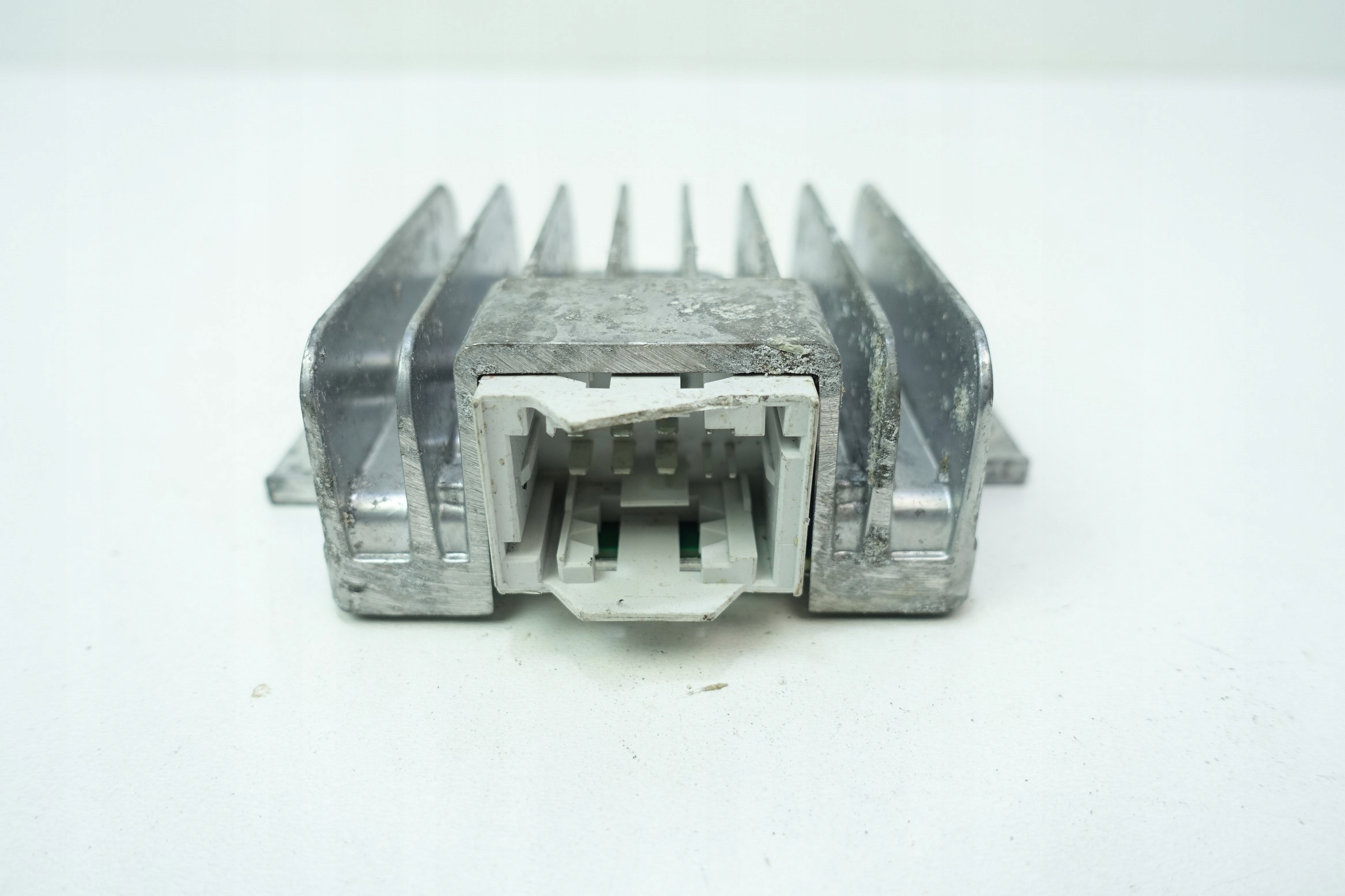 amplifier HARMAN MERCEDES W223 W447 A2439008400