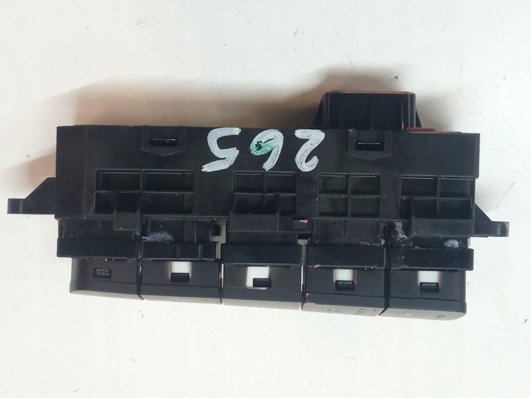 schalter sitz 93310N70104X Hyundai Tucson IV (2020- )