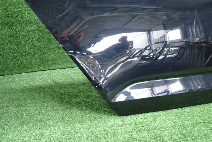 VW TOURAN door right rear. rear part