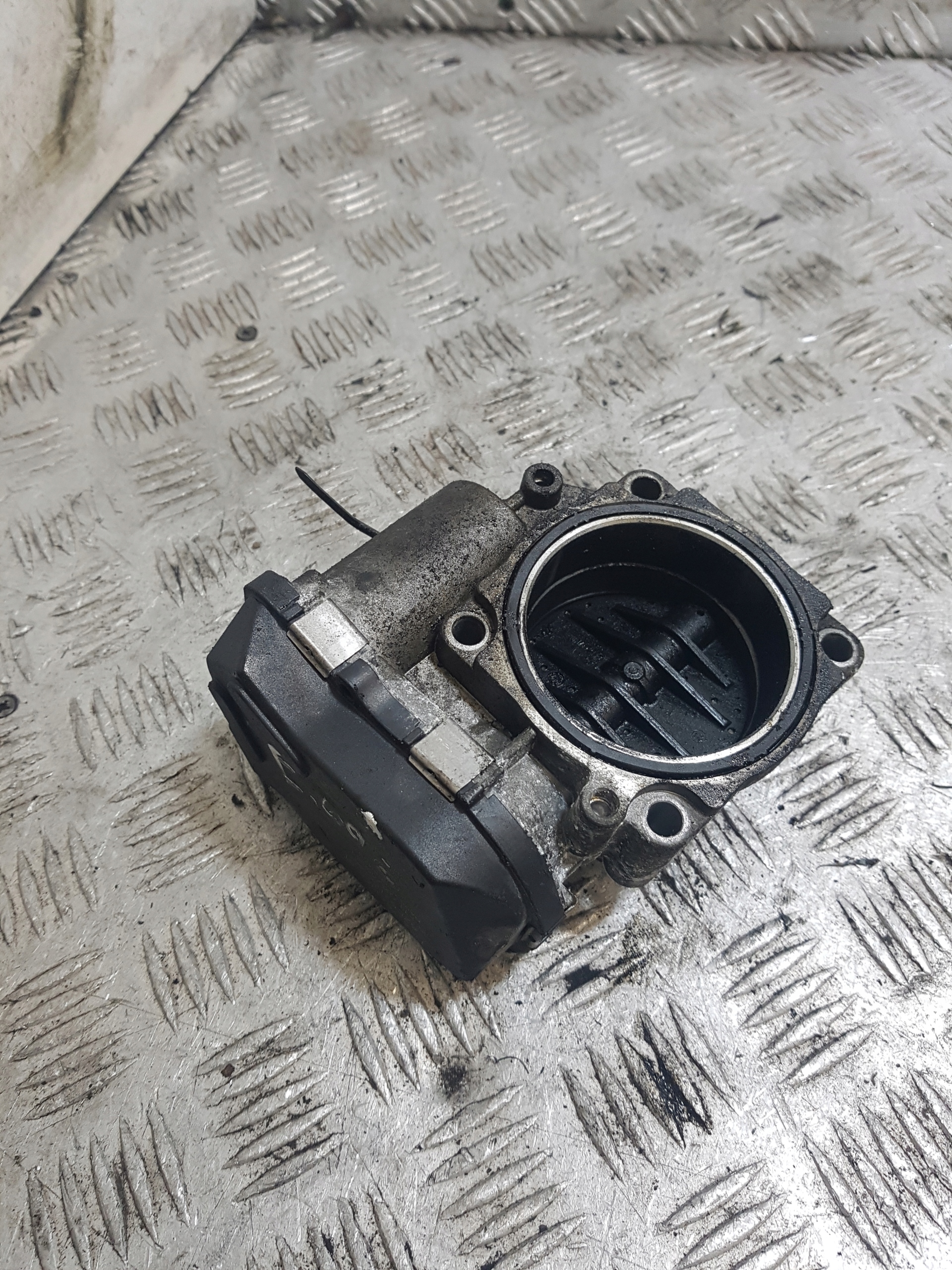 throttle flap BMW E92 2.0 B A2C53115534