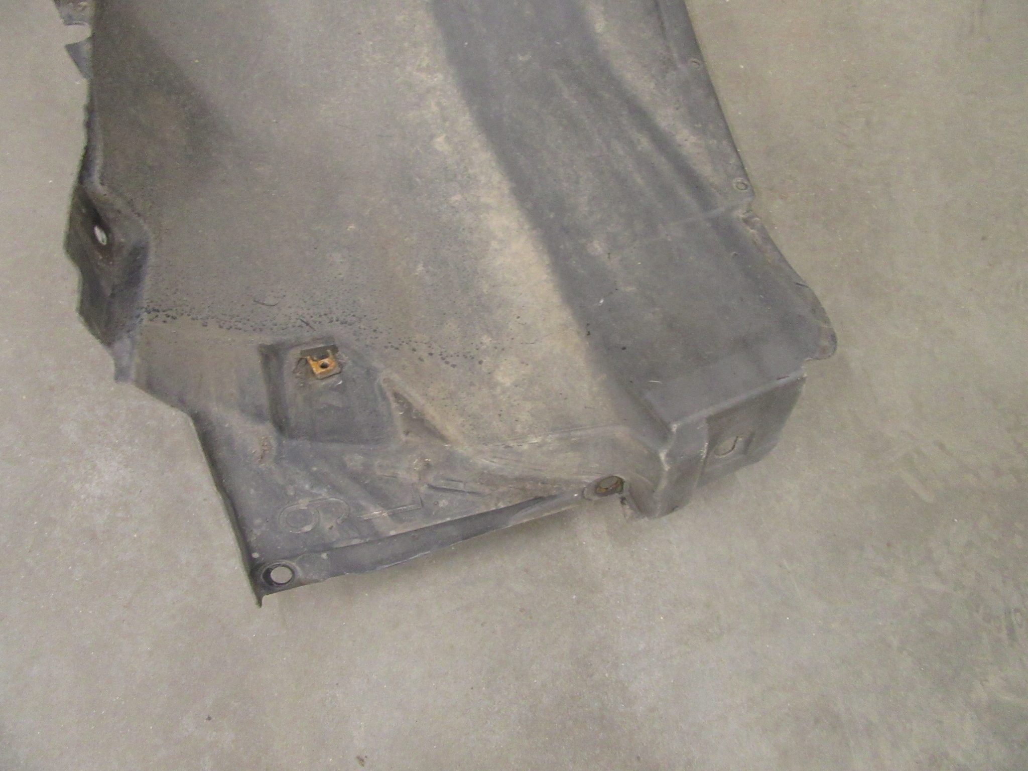 mudguard left front part rear BMW e90 e91